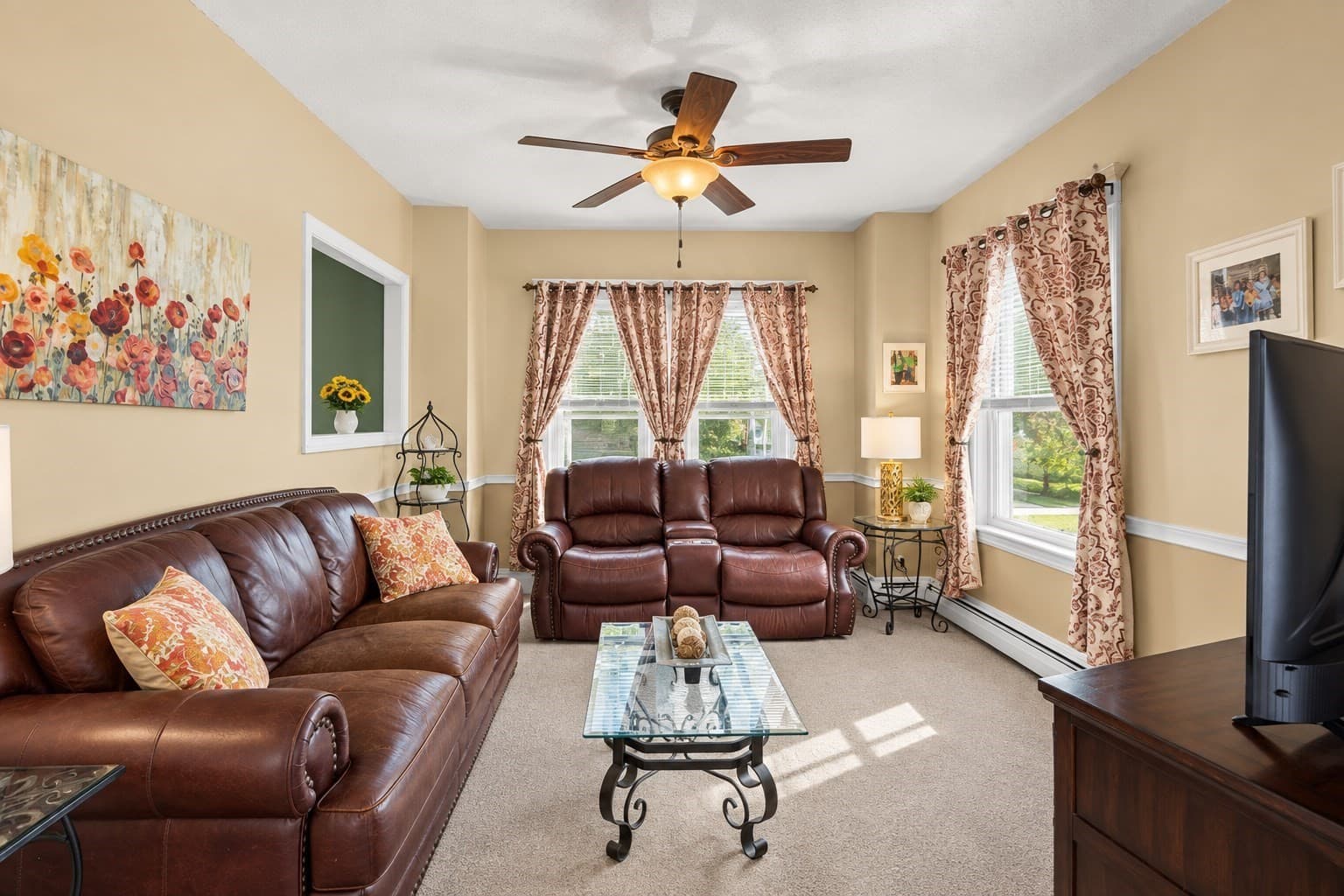 Single Family Residence at 287 Wood St, New Bedford MA 02745, New Bedford, photo 16 of 38