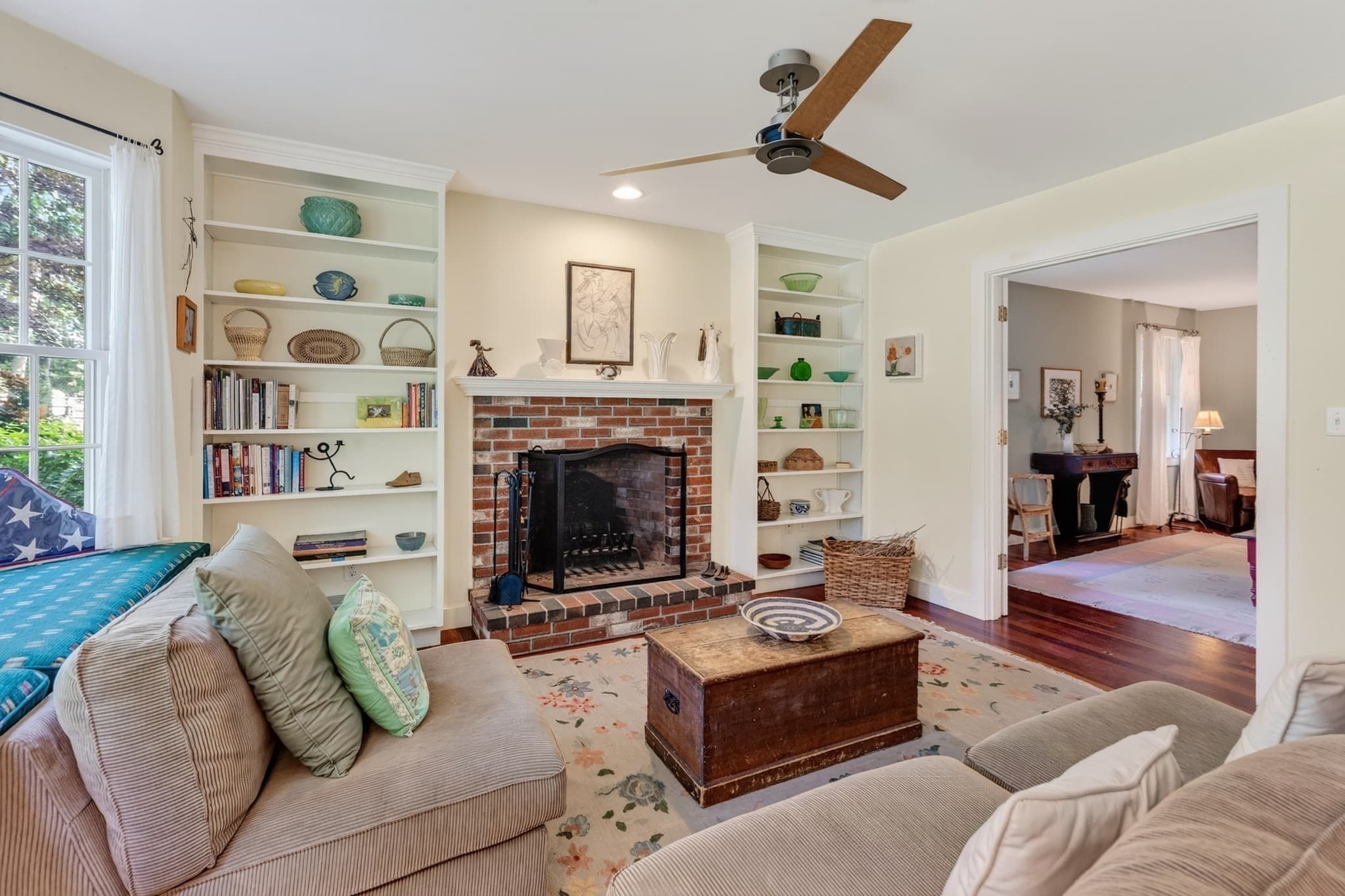 Single Family Residence at 61 Canonicus Ave, Oak Bluffs MA 02557, photo 17 of 41
