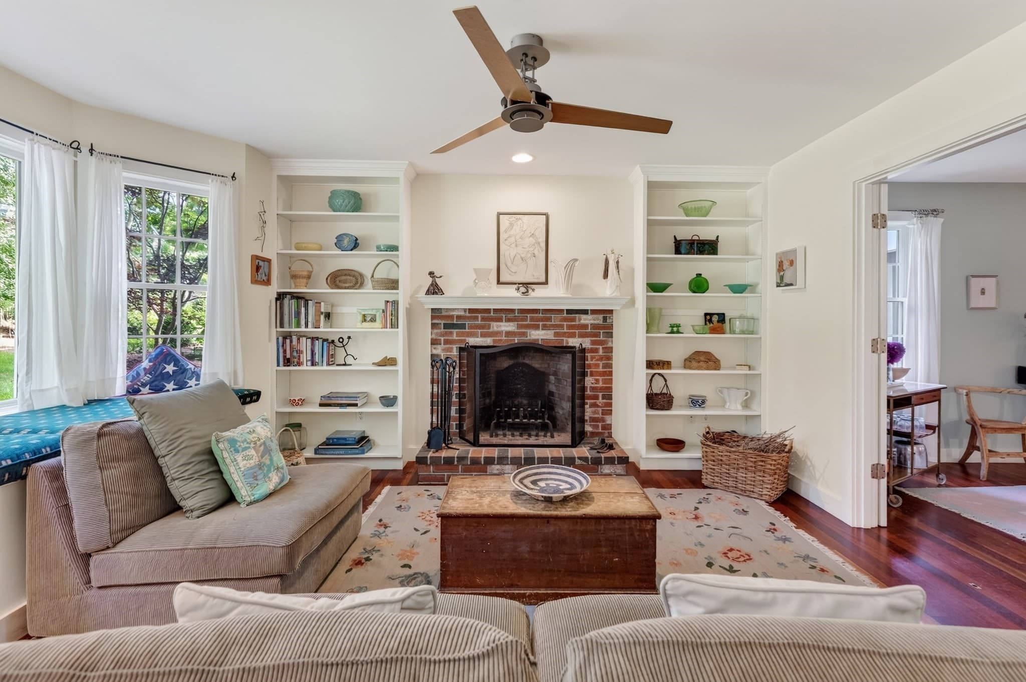 Single Family Residence at 61 Canonicus Ave, Oak Bluffs MA 02557, photo 15 of 41