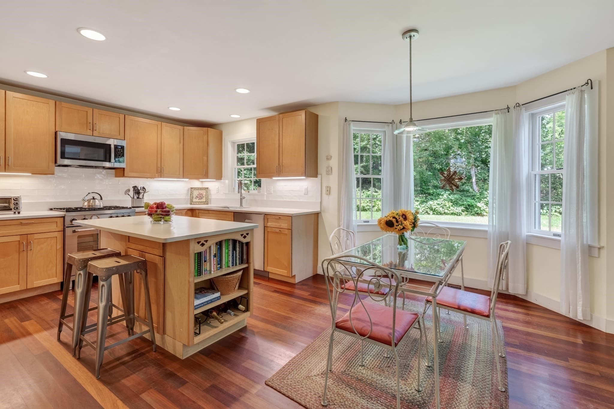 Single Family Residence at 61 Canonicus Ave, Oak Bluffs MA 02557, photo 11 of 41