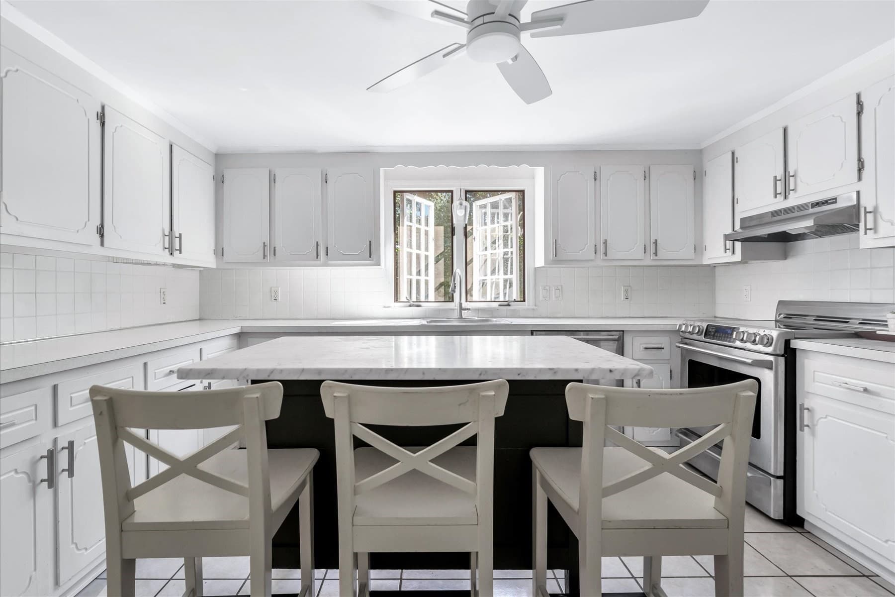 Single Family Residence at 40 Captain Stanley Rd, Yarmouth MA 02601, Yarmouth, photo 12 of 39