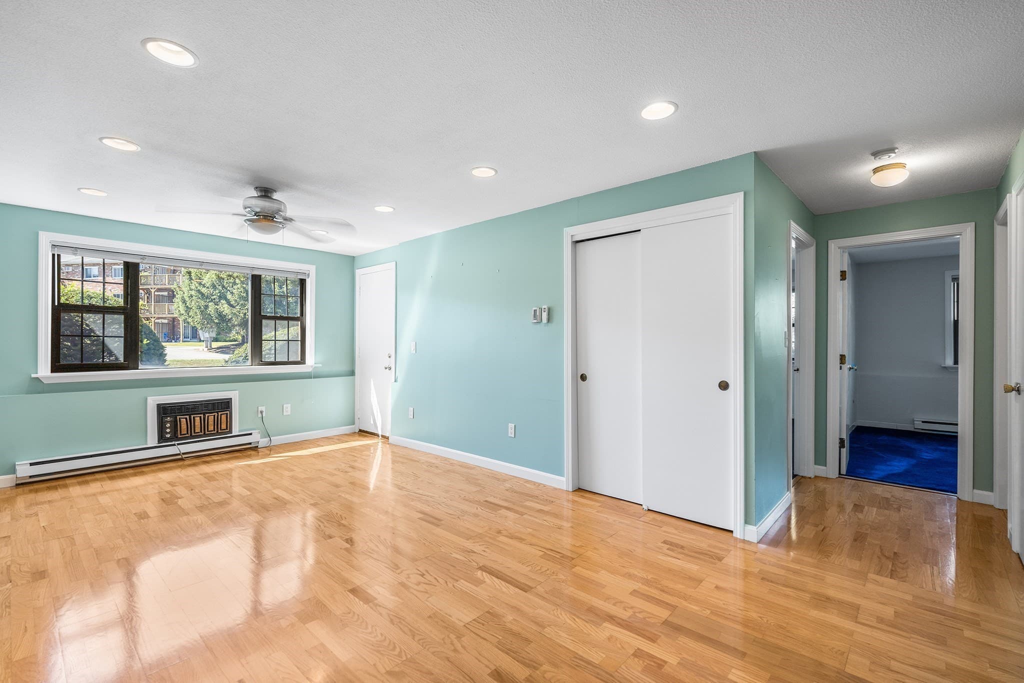 Condominium at 16-C Mayberry Dr # 3, Westborough MA 01581, photo 6 of 28