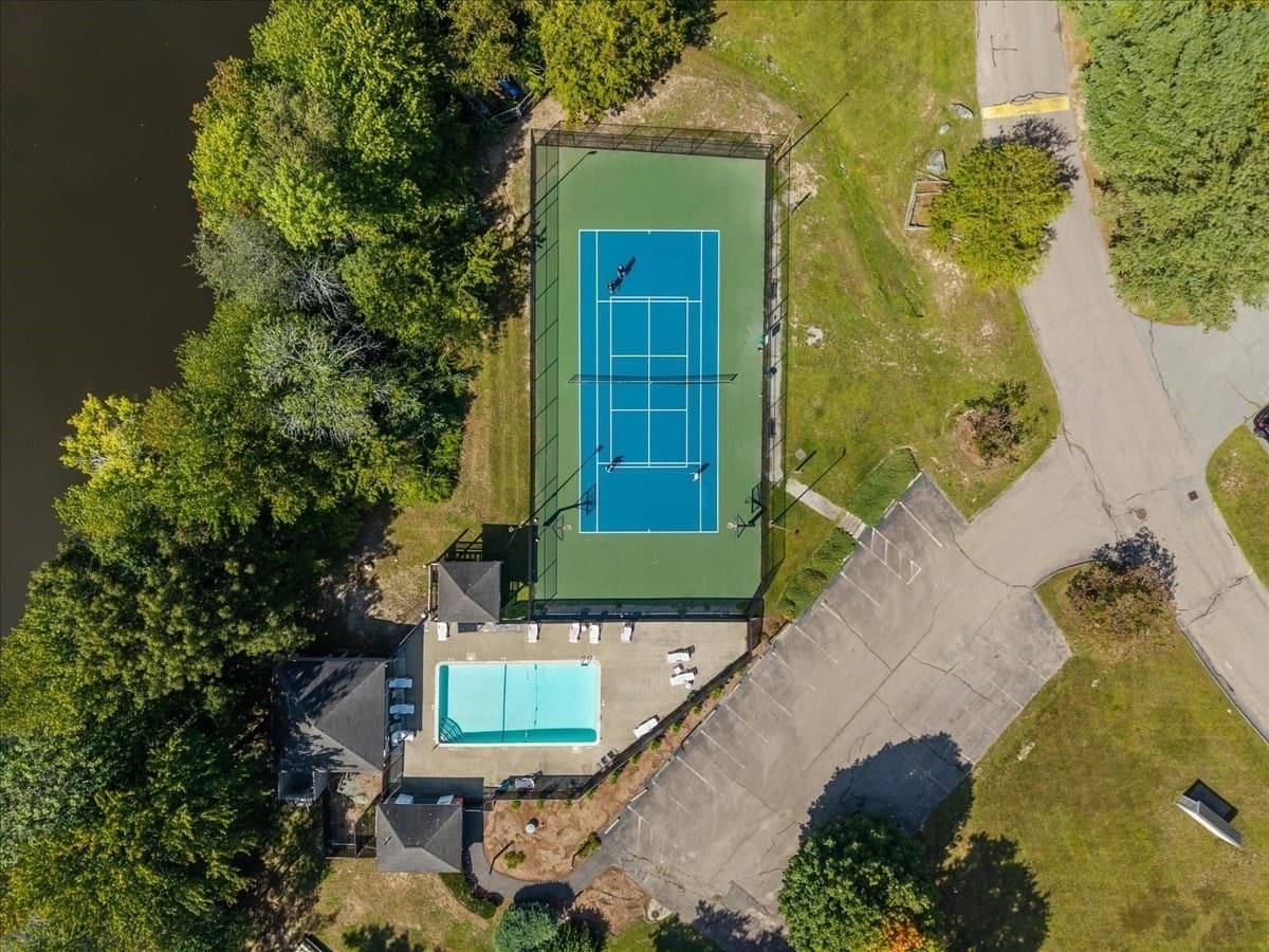 Condominium at 216 Carriage Lane # 216, Taunton MA 02780, Taunton, photo 7 of 35