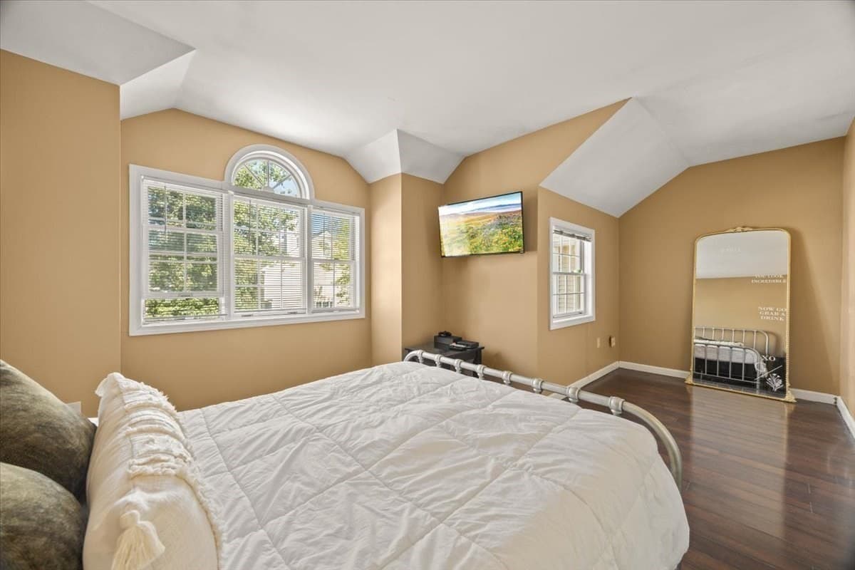 Condominium at 216 Carriage Lane # 216, Taunton MA 02780, Taunton, photo 25 of 35