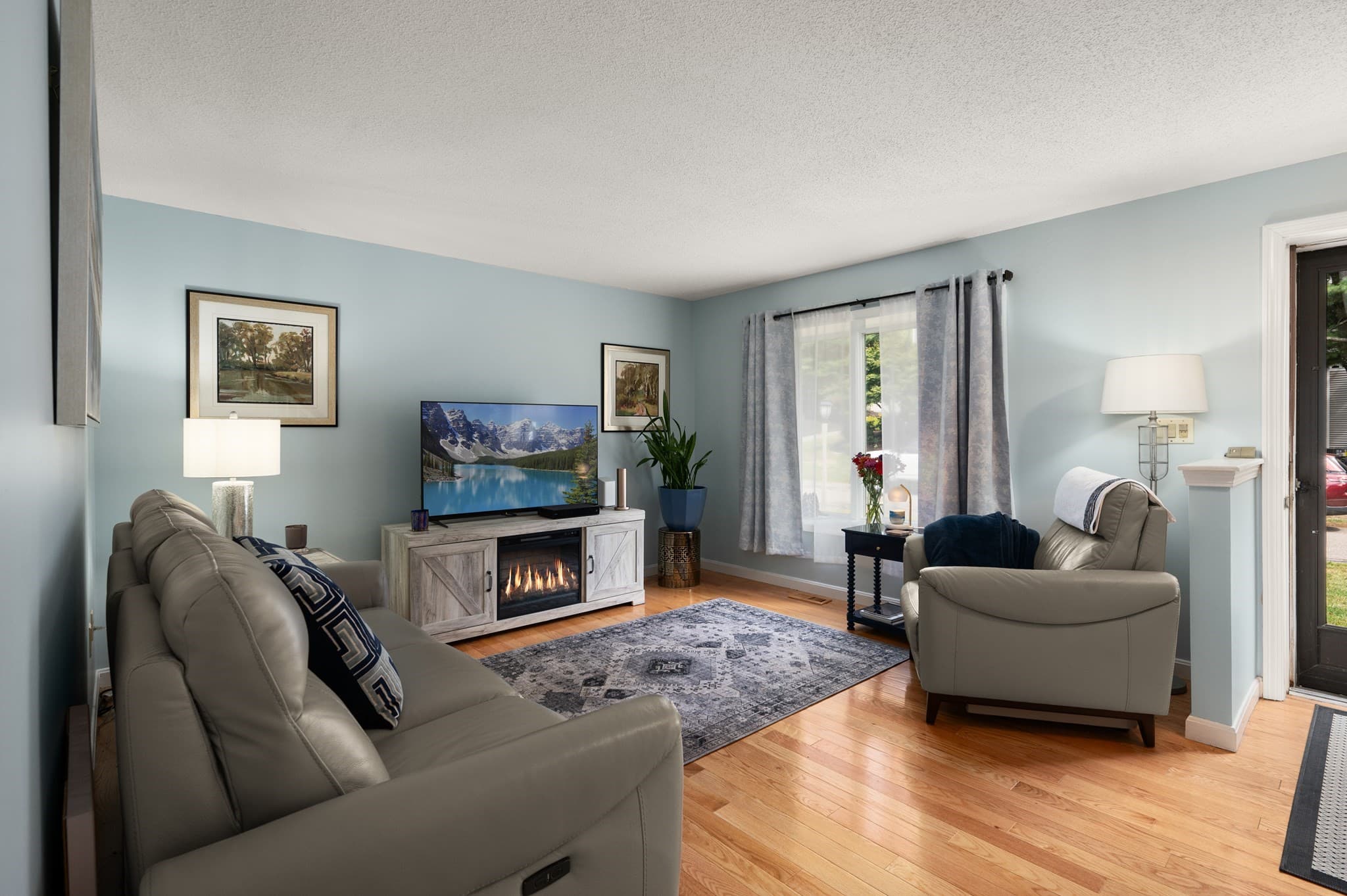 Condominium at 803 Foxwood Circle # 803, Peabody MA 01960, Peabody, photo 6 of 38