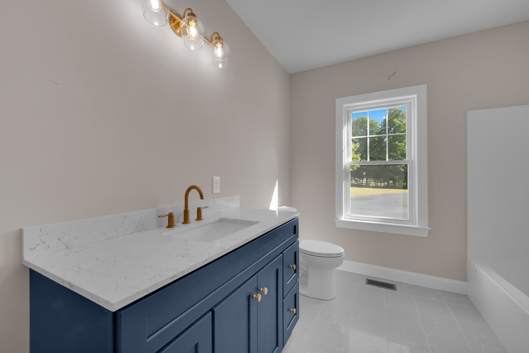 Condominium at 765 Massachusetts Avenue # B, Lunenburg MA 01462, Lunenburg, photo 16 of 42