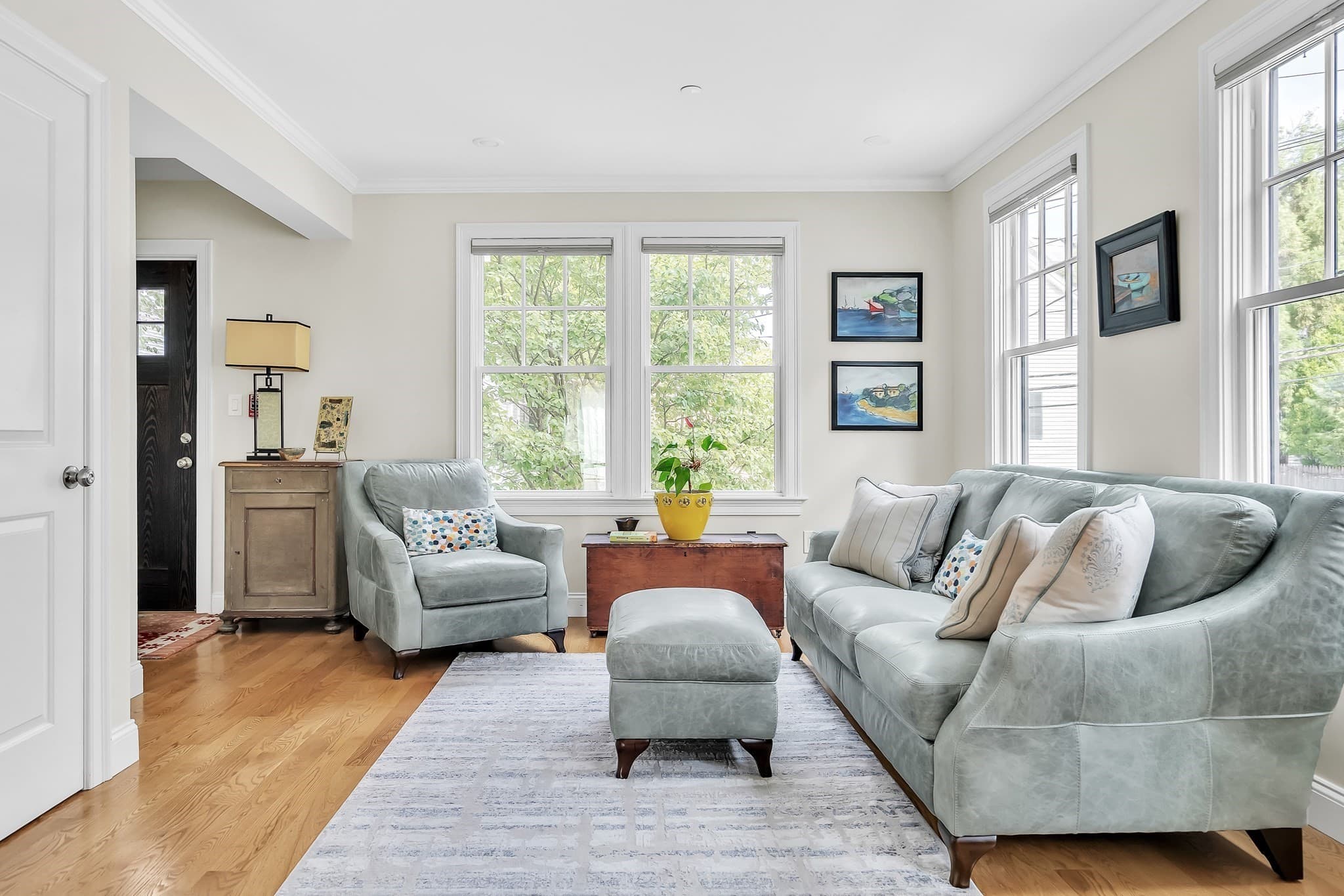 Condominium at 33 Clyde St # 1, Somerville MA 02145, Somerville, photo 2 of 29