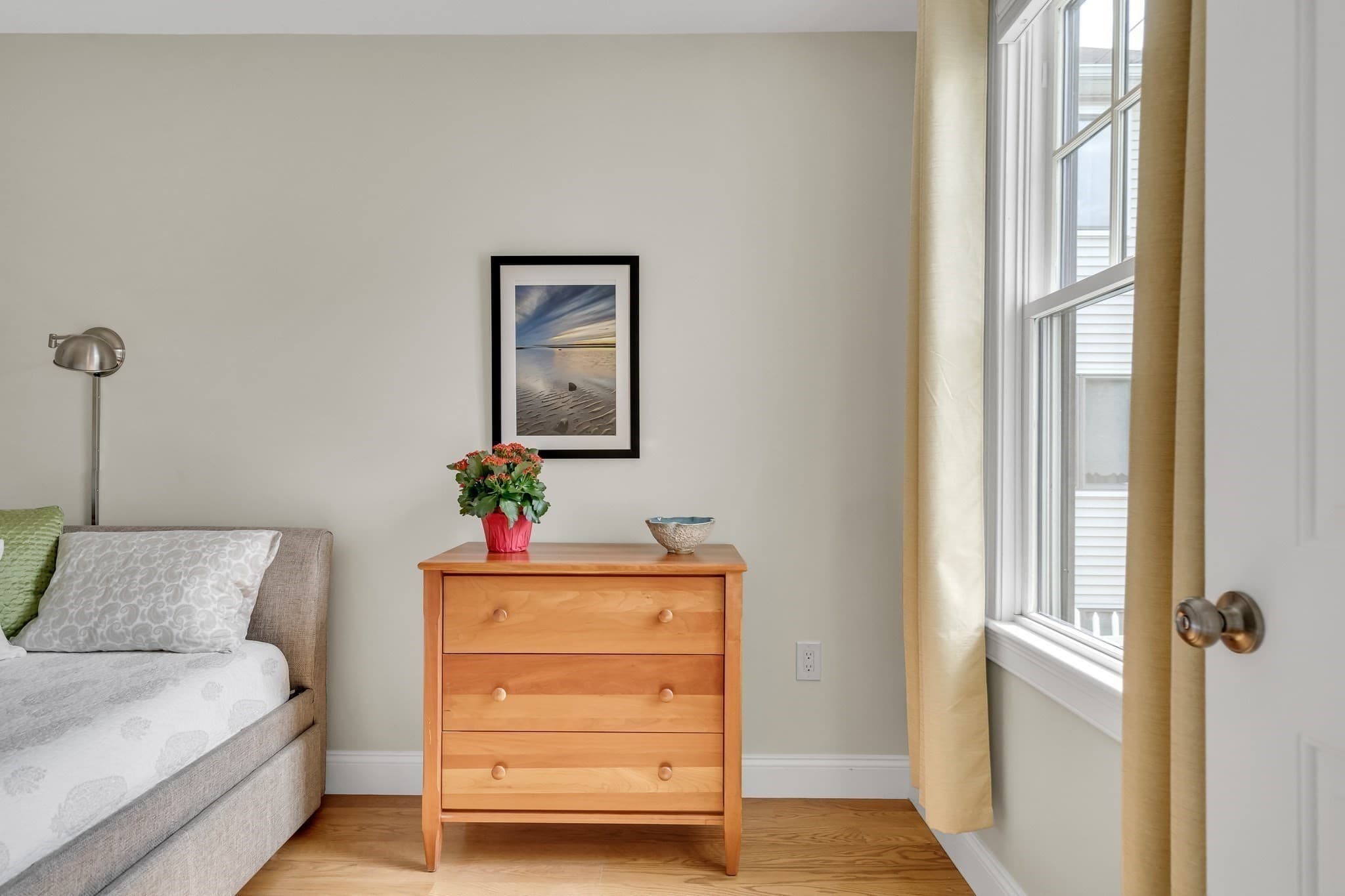 Condominium at 33 Clyde St # 1, Somerville MA 02145, Somerville, photo 17 of 29