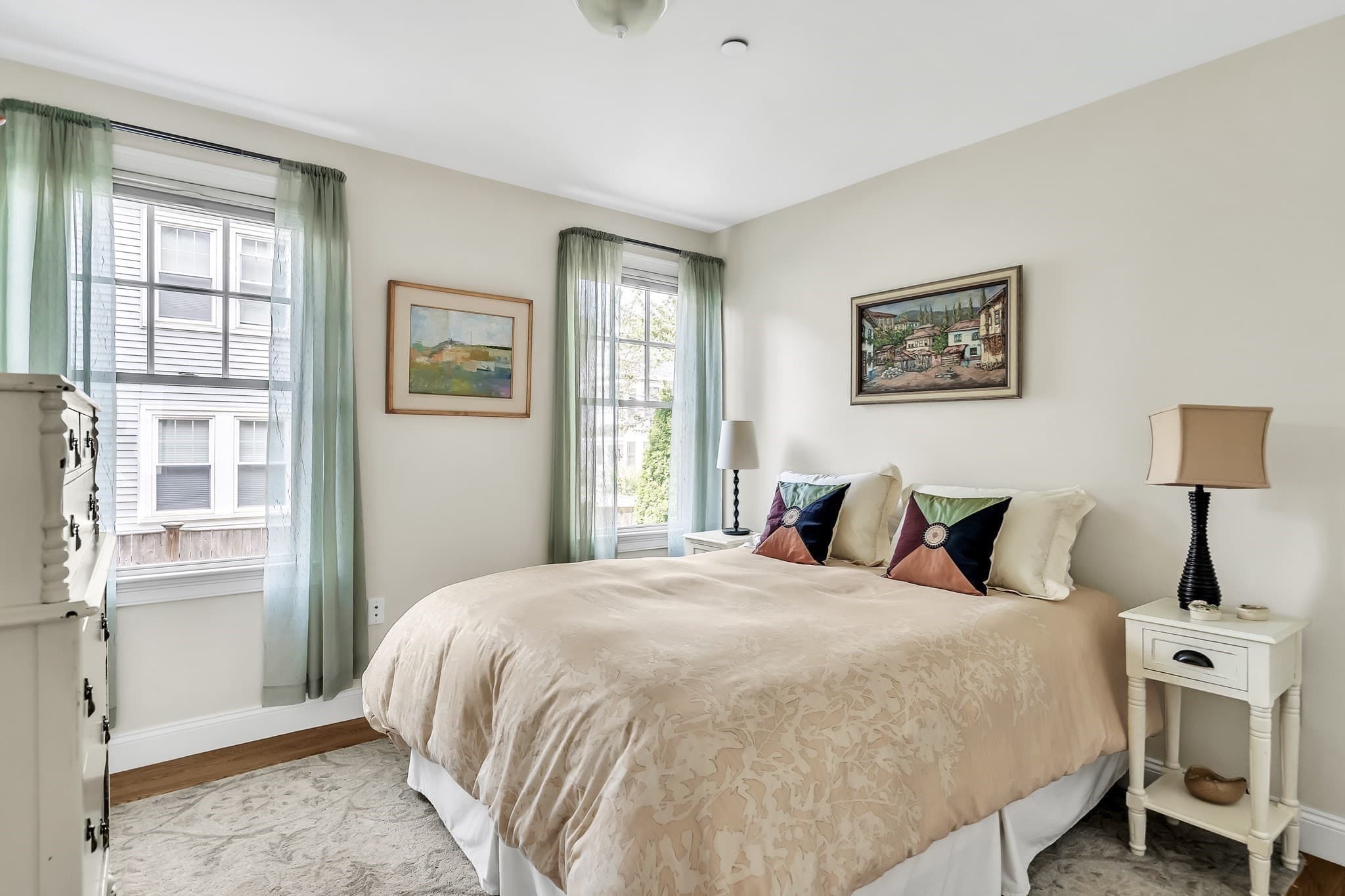 Condominium at 33 Clyde St # 1, Somerville MA 02145, Somerville, photo 9 of 29
