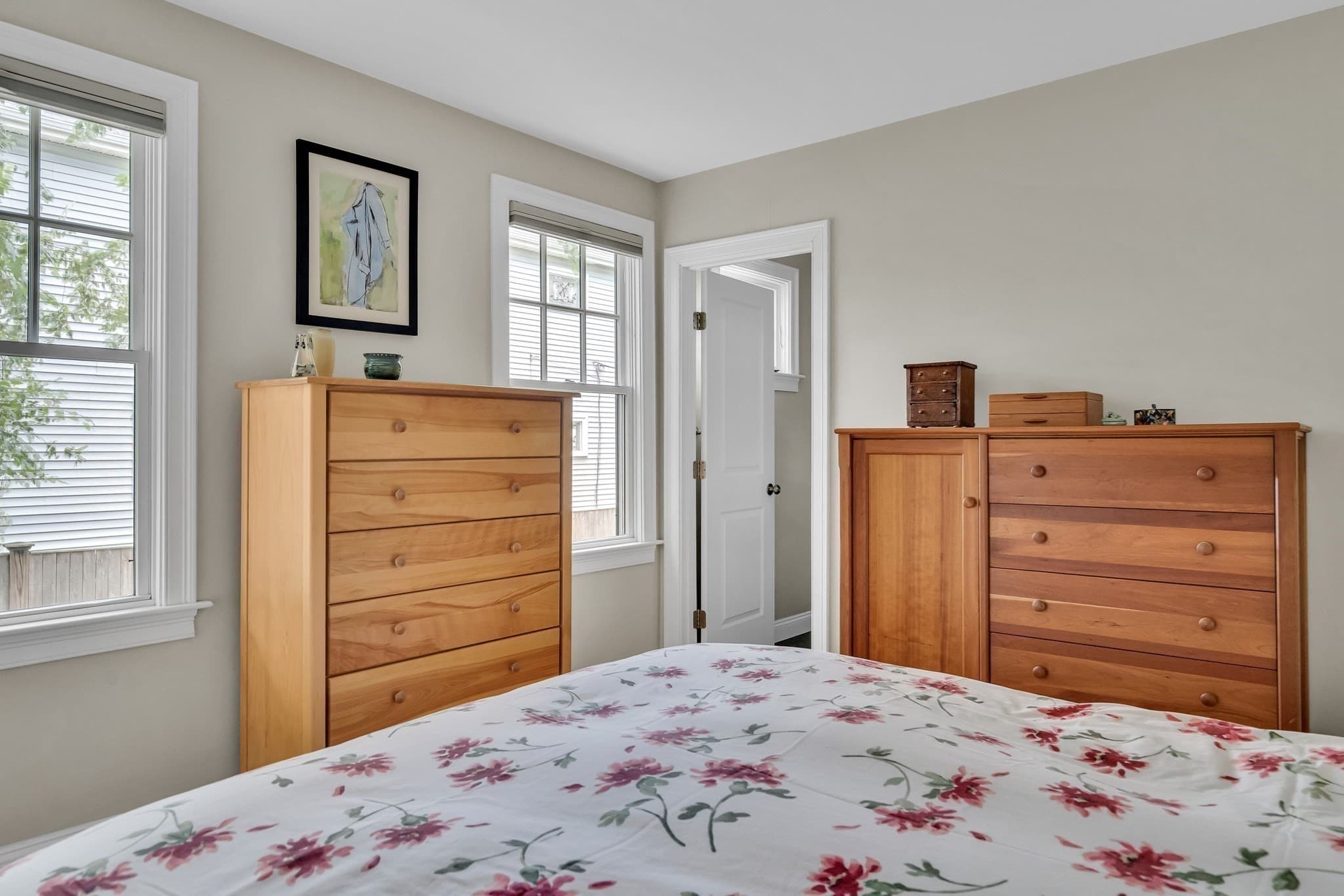 Condominium at 33 Clyde St # 1, Somerville MA 02145, Somerville, photo 14 of 29