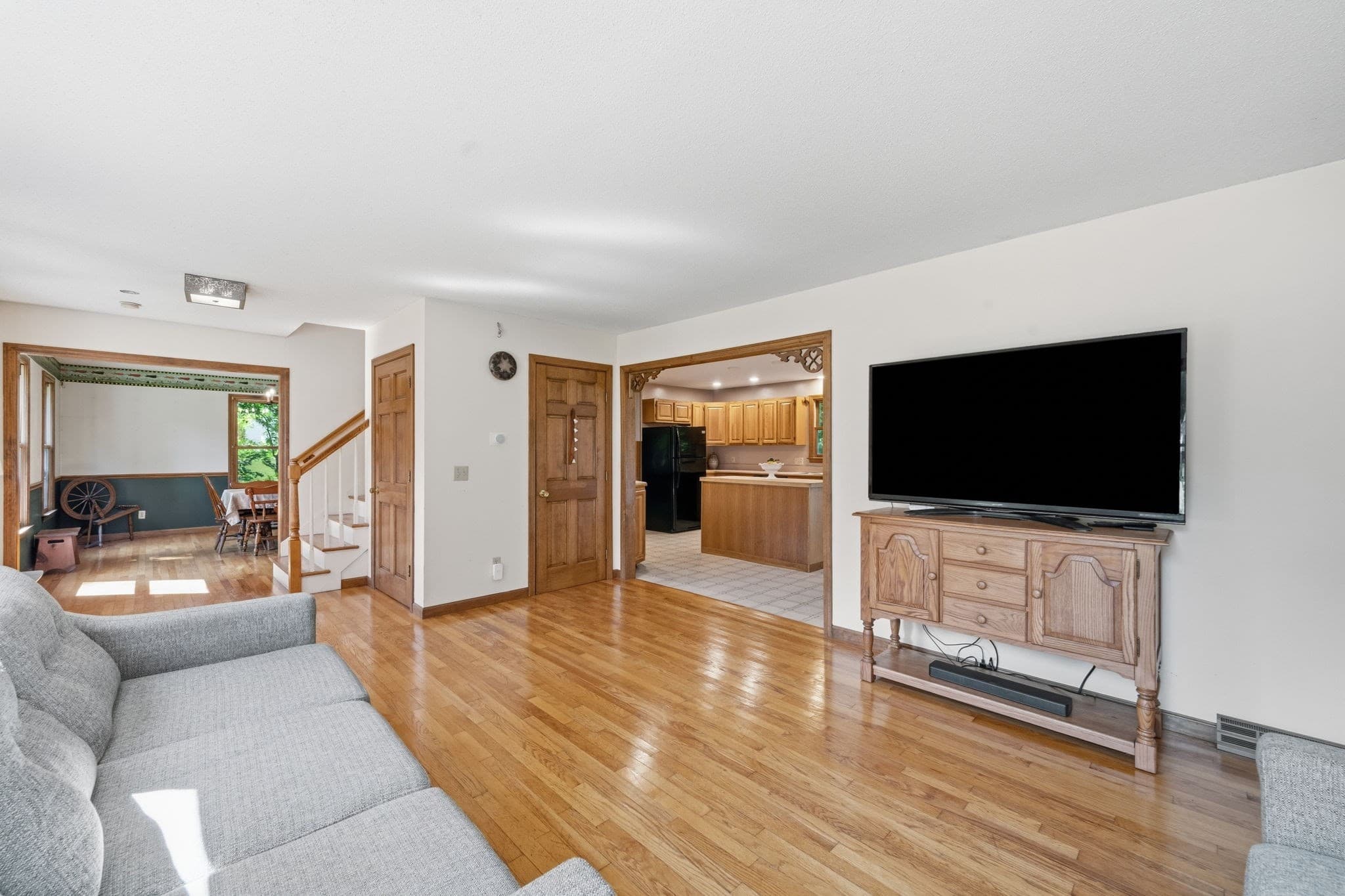 Single Family Residence at 22 Grassy Meadow Rd, Wilbraham MA 01095, Wilbraham, photo 7 of 42