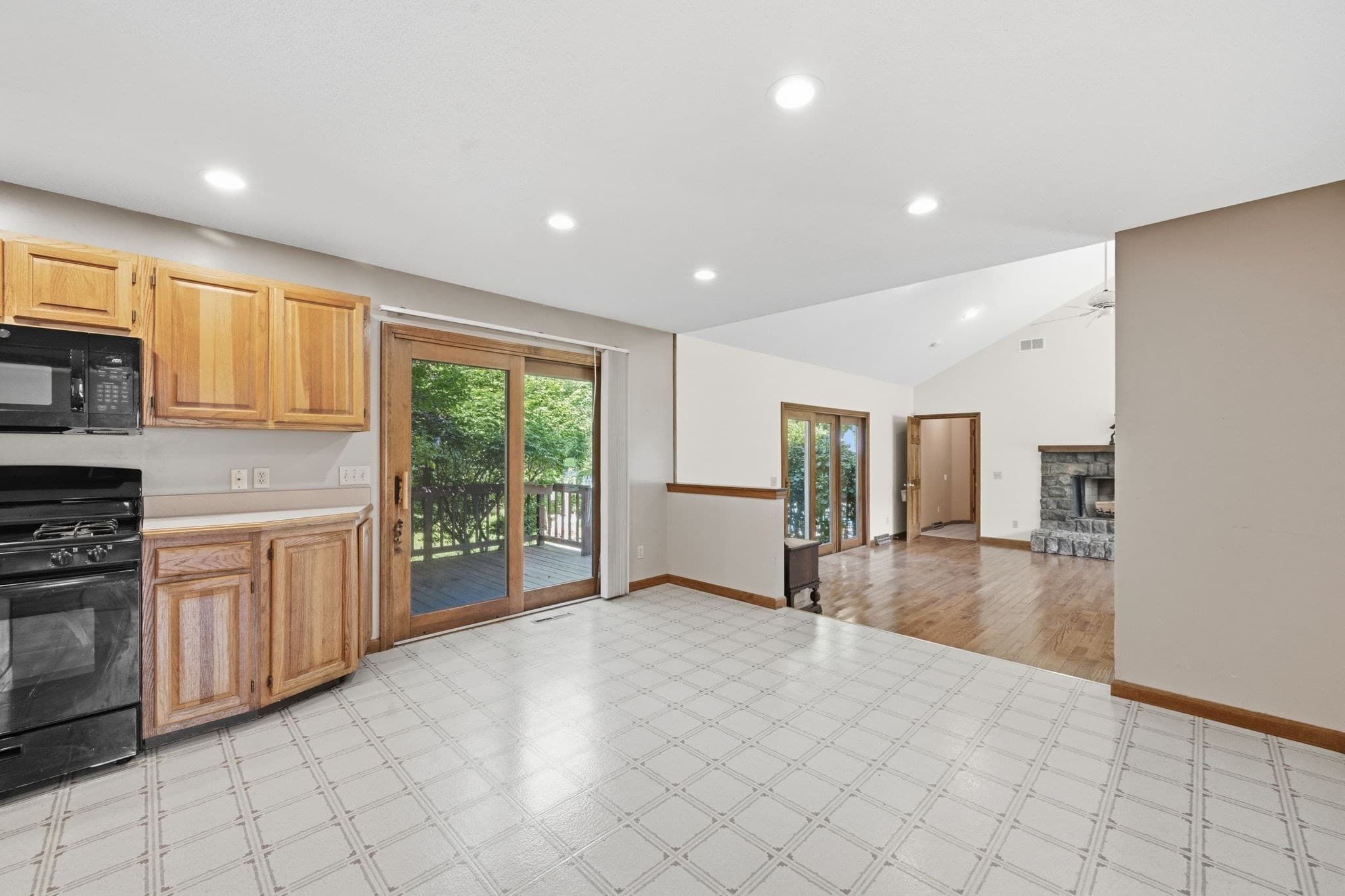 Single Family Residence at 22 Grassy Meadow Rd, Wilbraham MA 01095, Wilbraham, photo 14 of 42