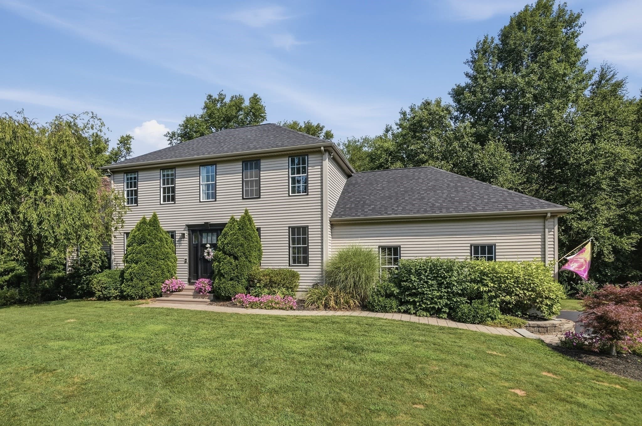 Single Family Residence at 5 Dunny Cove Road, Uxbridge MA 01569, Uxbridge, photo 2 of 42