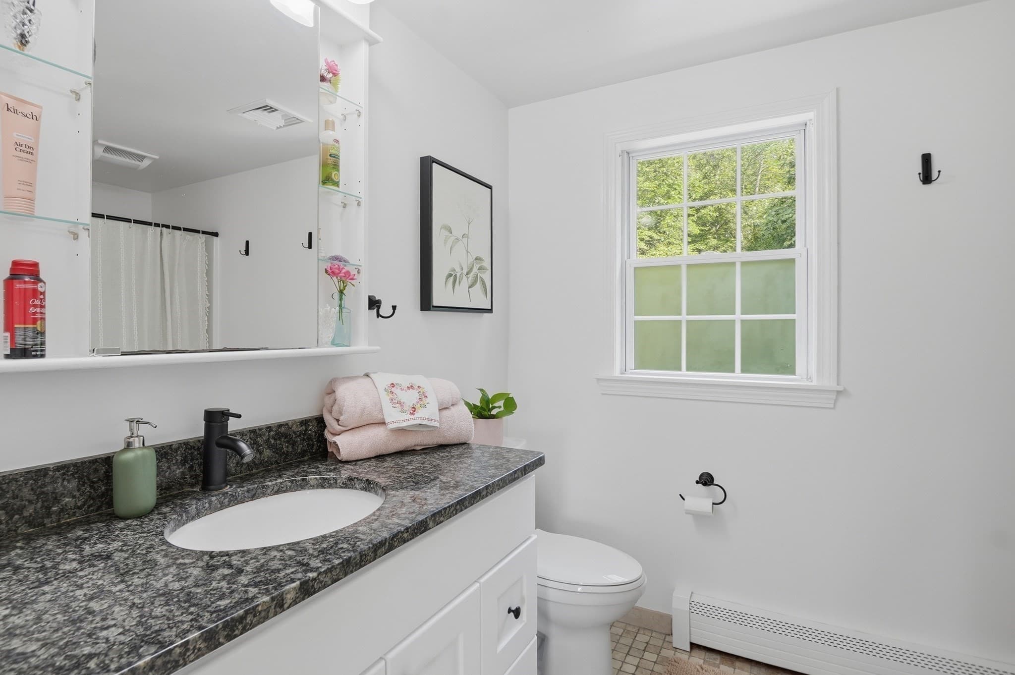 Single Family Residence at 5 Dunny Cove Road, Uxbridge MA 01569, Uxbridge, photo 17 of 42