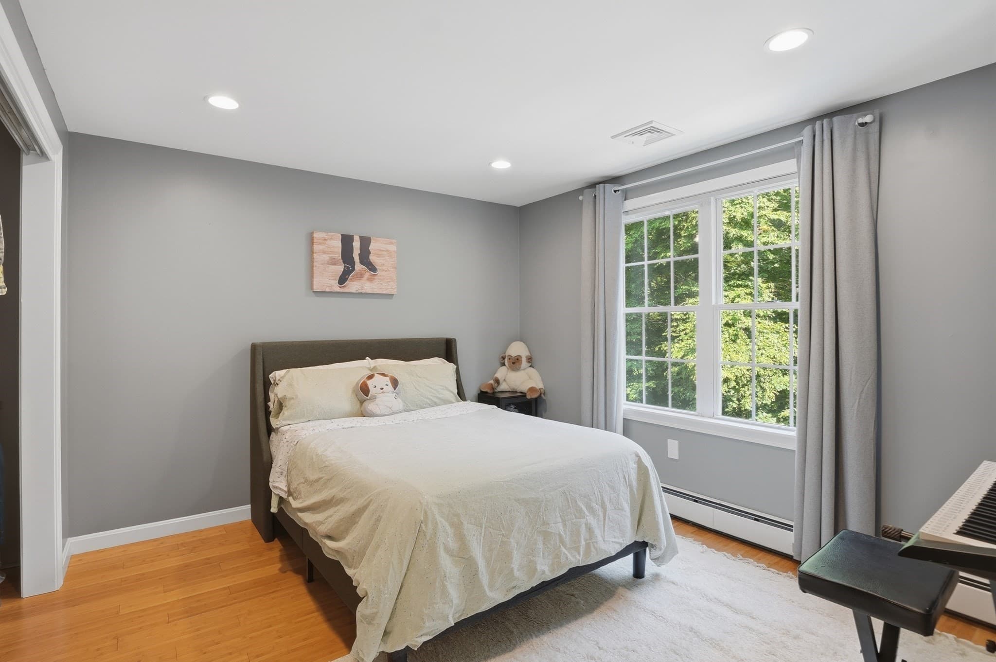 Single Family Residence at 5 Dunny Cove Road, Uxbridge MA 01569, Uxbridge, photo 18 of 42