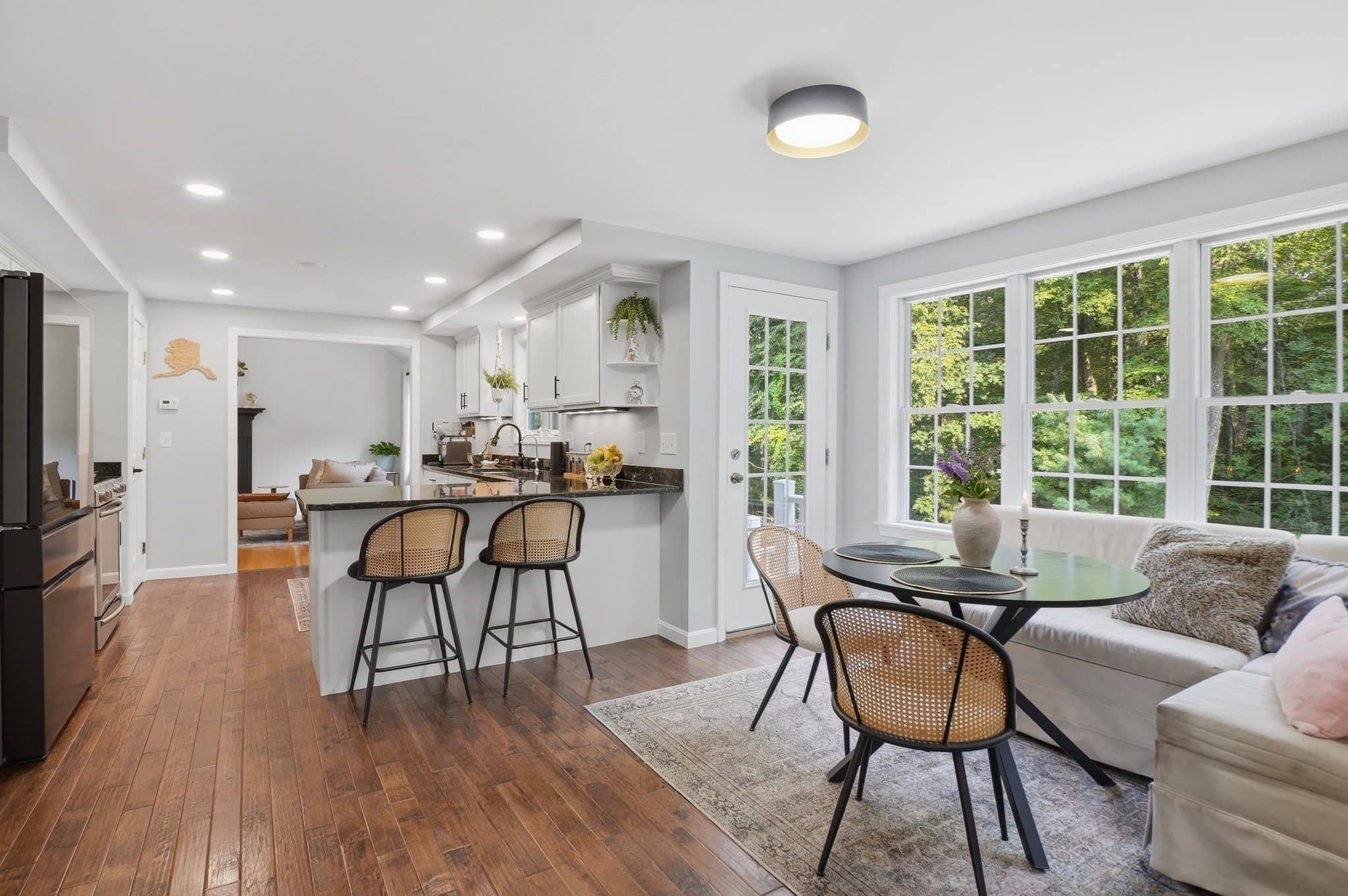 Single Family Residence at 5 Dunny Cove Road, Uxbridge MA 01569, Uxbridge, photo 8 of 42