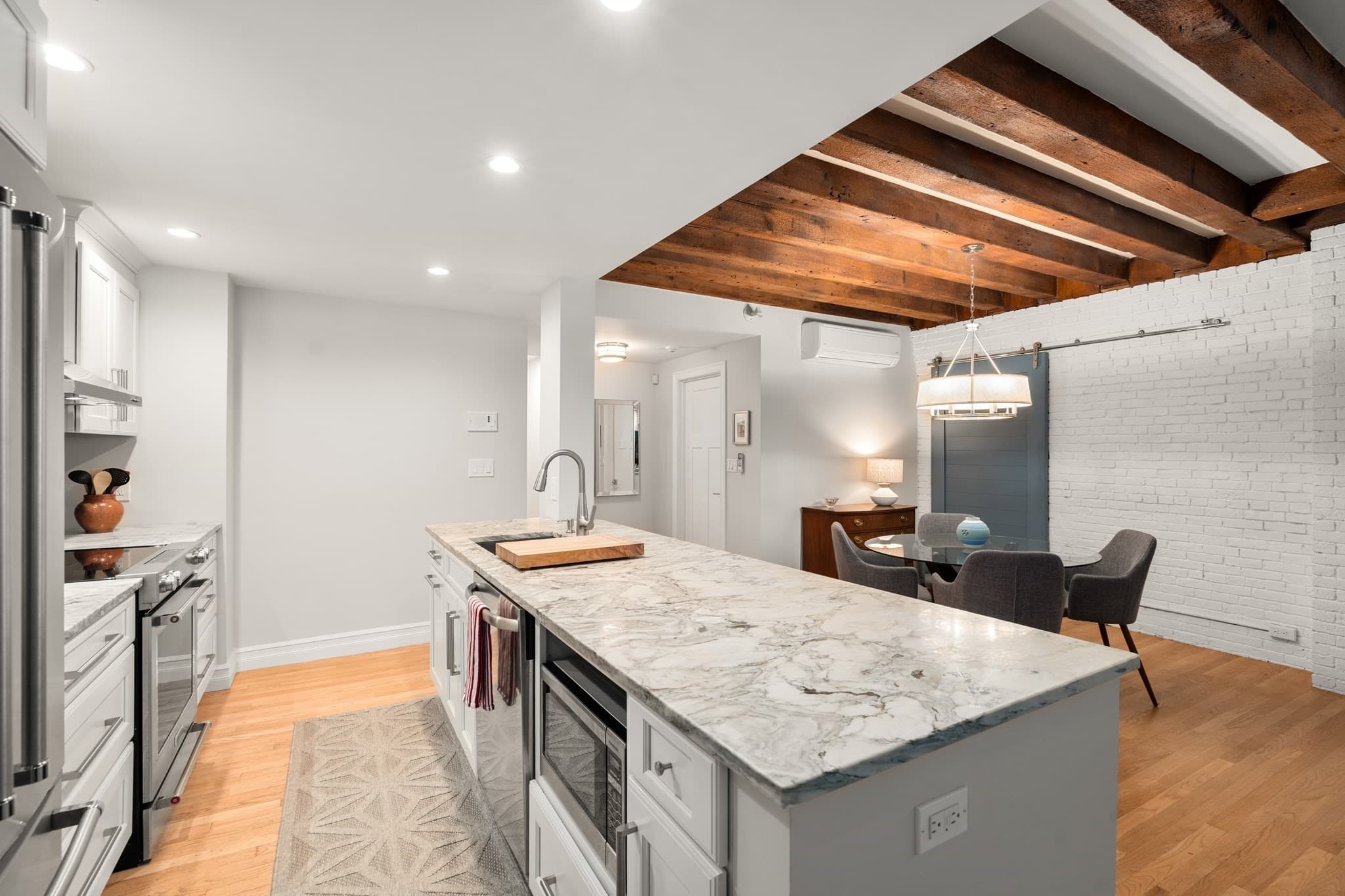Condominium at 80 Commercial St # 2, Boston MA 02109, Boston, photo 5 of 21