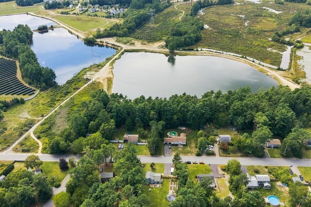 Single Family Residence at 21 Great Meadow Dr, Carver MA 02330, Carver, photo 27 of 28