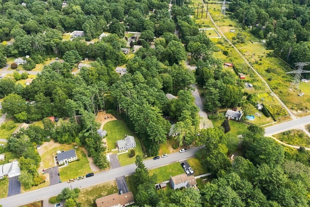 Single Family Residence at 21 Great Meadow Dr, Carver MA 02330, Carver, photo 26 of 28