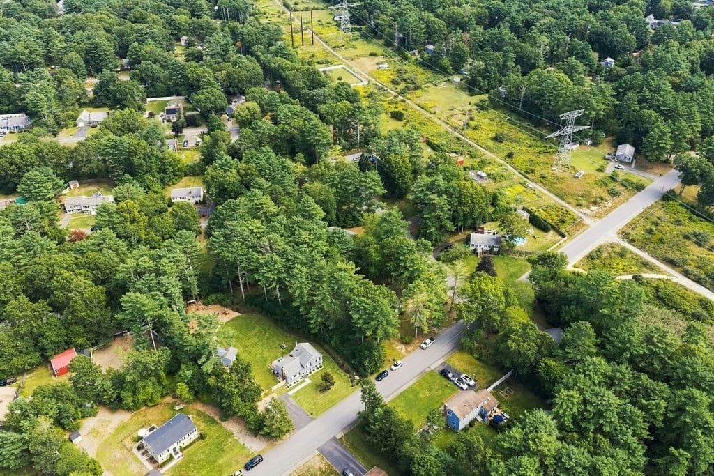 Single Family Residence at 21 Great Meadow Dr, Carver MA 02330, Carver, photo 25 of 28