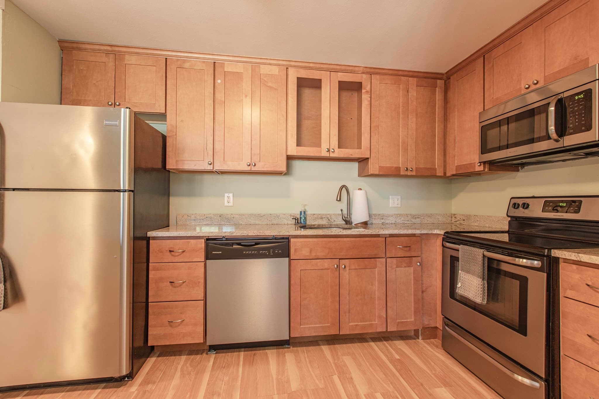 Condominium at 221 Oak Street # 24, Brockton MA 02301, Brockton, photo 17 of 33