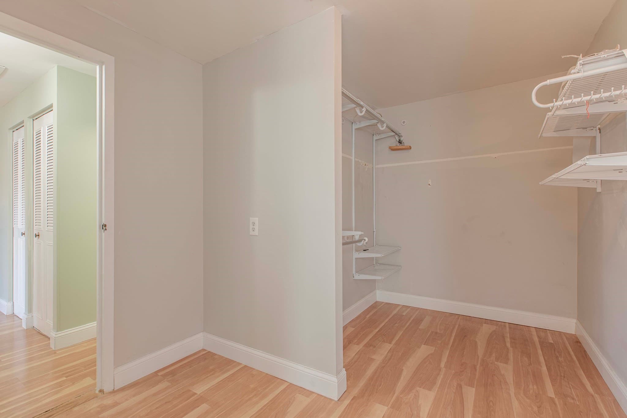 Condominium at 221 Oak Street # 24, Brockton MA 02301, Brockton, photo 26 of 33