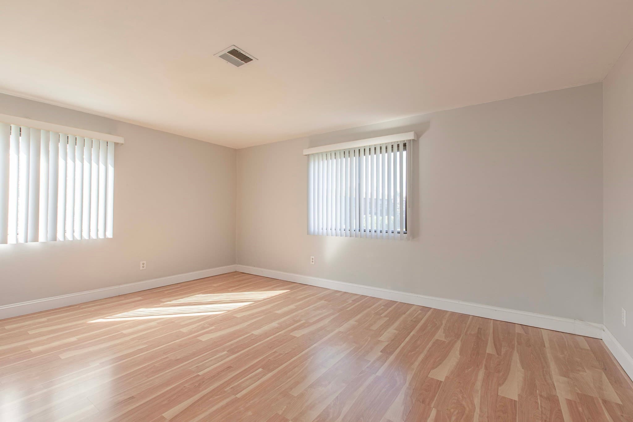 Condominium at 221 Oak Street # 24, Brockton MA 02301, Brockton, photo 22 of 33