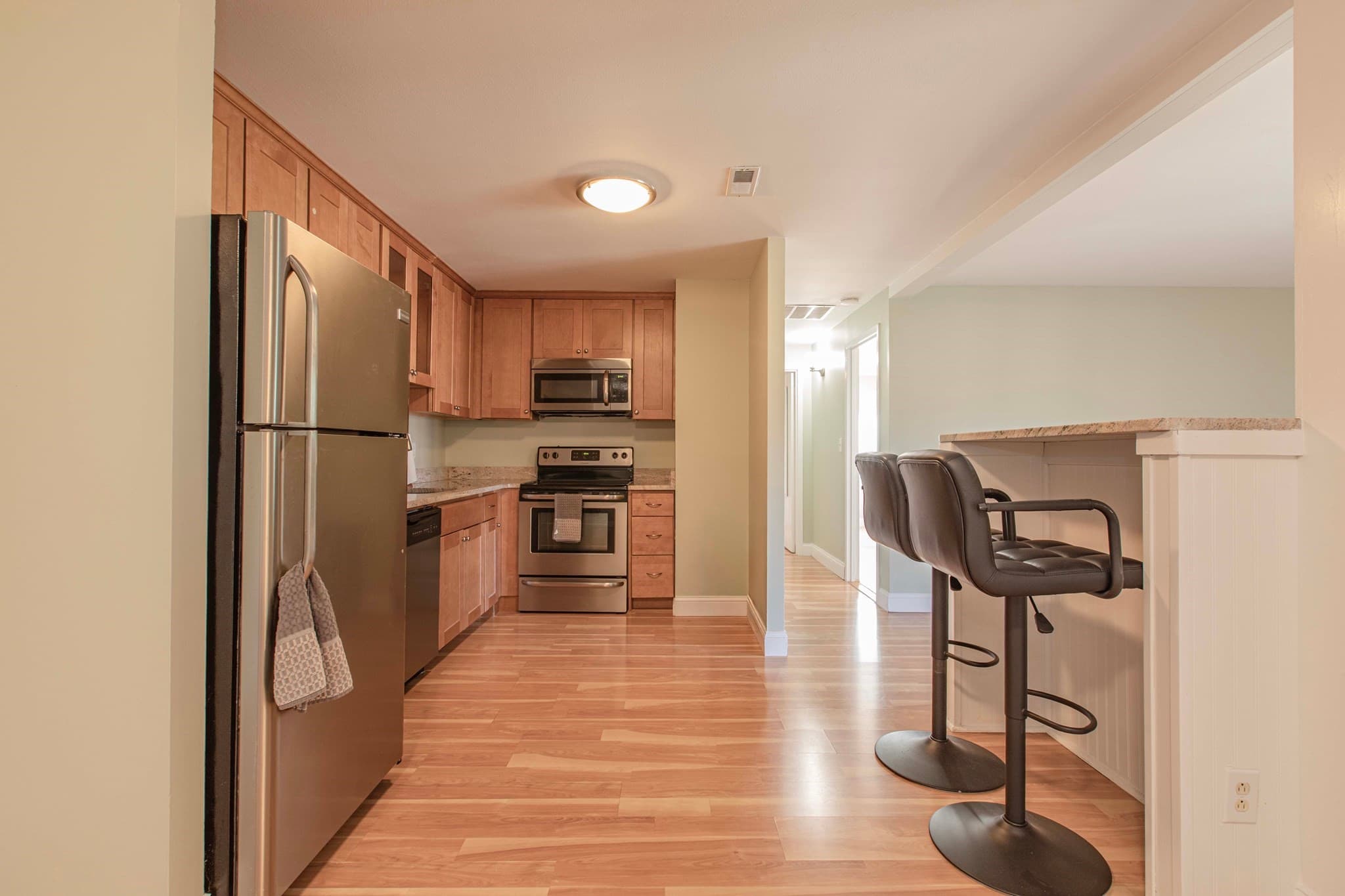 Condominium at 221 Oak Street # 24, Brockton MA 02301, Brockton, photo 15 of 33