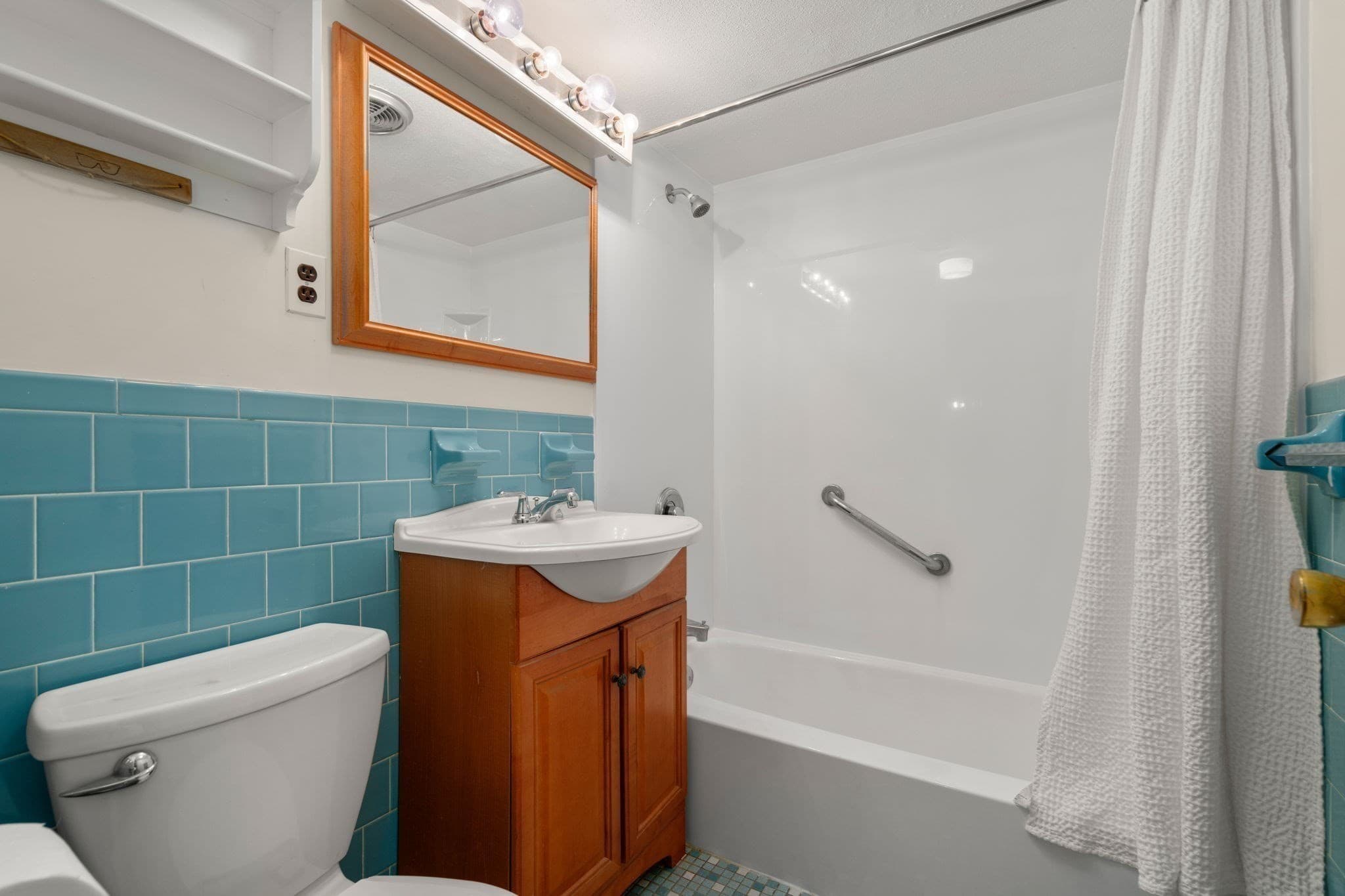 Condominium at 100 Lexington Street # B8, Belmont MA 02478, Belmont, photo 14 of 24