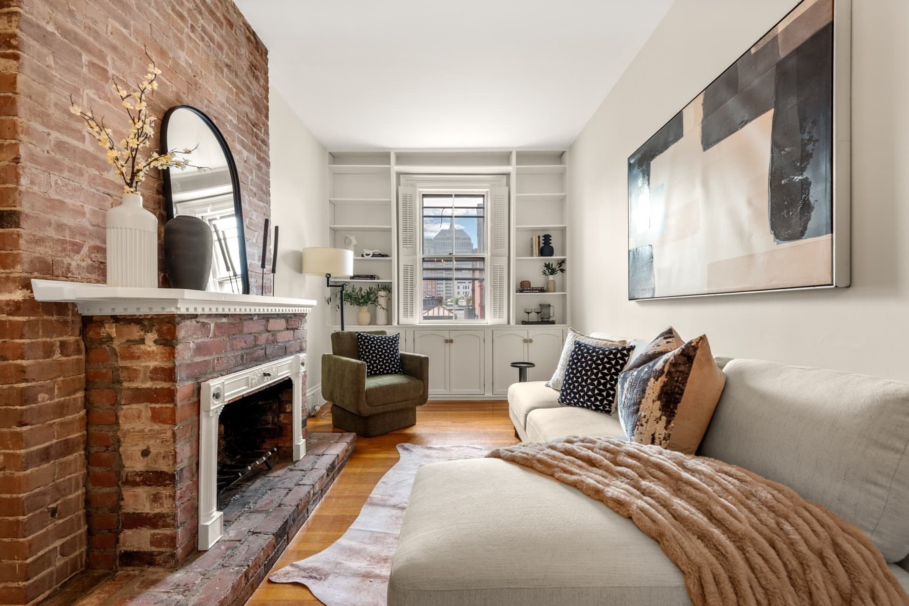 Condominium at 167 Beacon St # 12, Boston MA 02116, photo 2 of 32