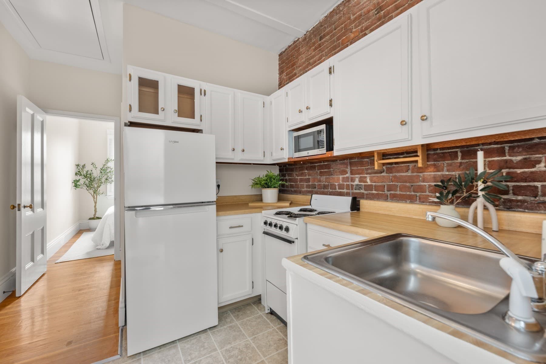 Condominium at 167 Beacon St # 12, Boston MA 02116, photo 10 of 32