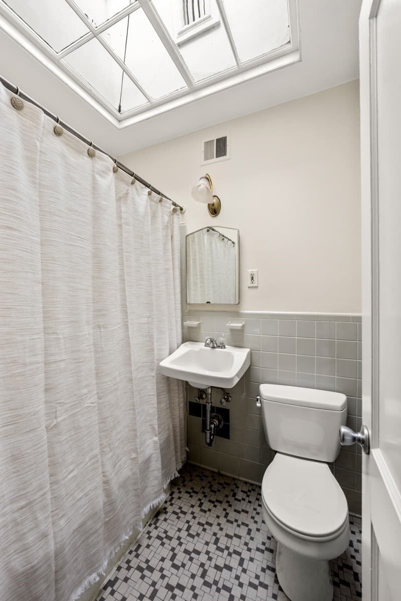 Condominium at 167 Beacon St # 12, Boston MA 02116, photo 15 of 32