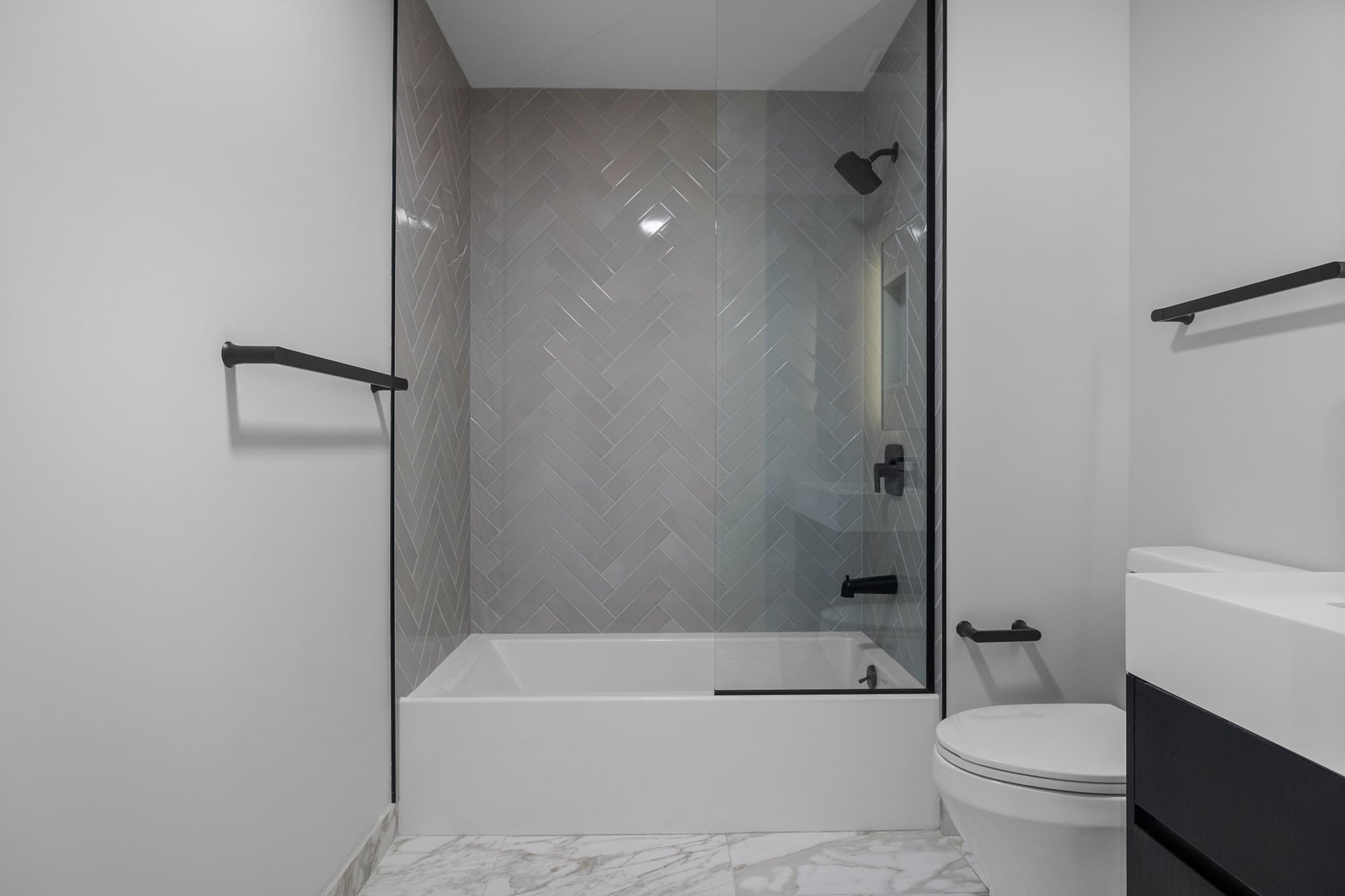 Condominium at 55 Lagrange St # 1010, Boston MA 02116, photo 7 of 11