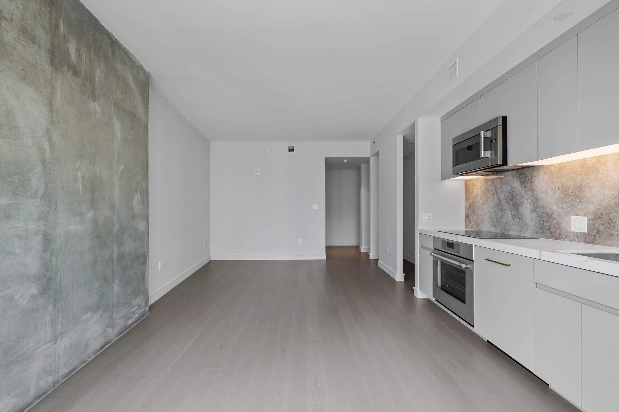 Condominium at 55 Lagrange St # 1010, Boston MA 02116, photo 5 of 11