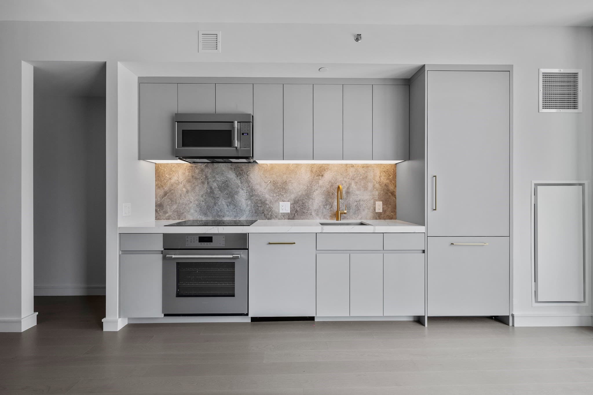 Condominium at 55 Lagrange St # 1010, Boston MA 02116, photo 4 of 11