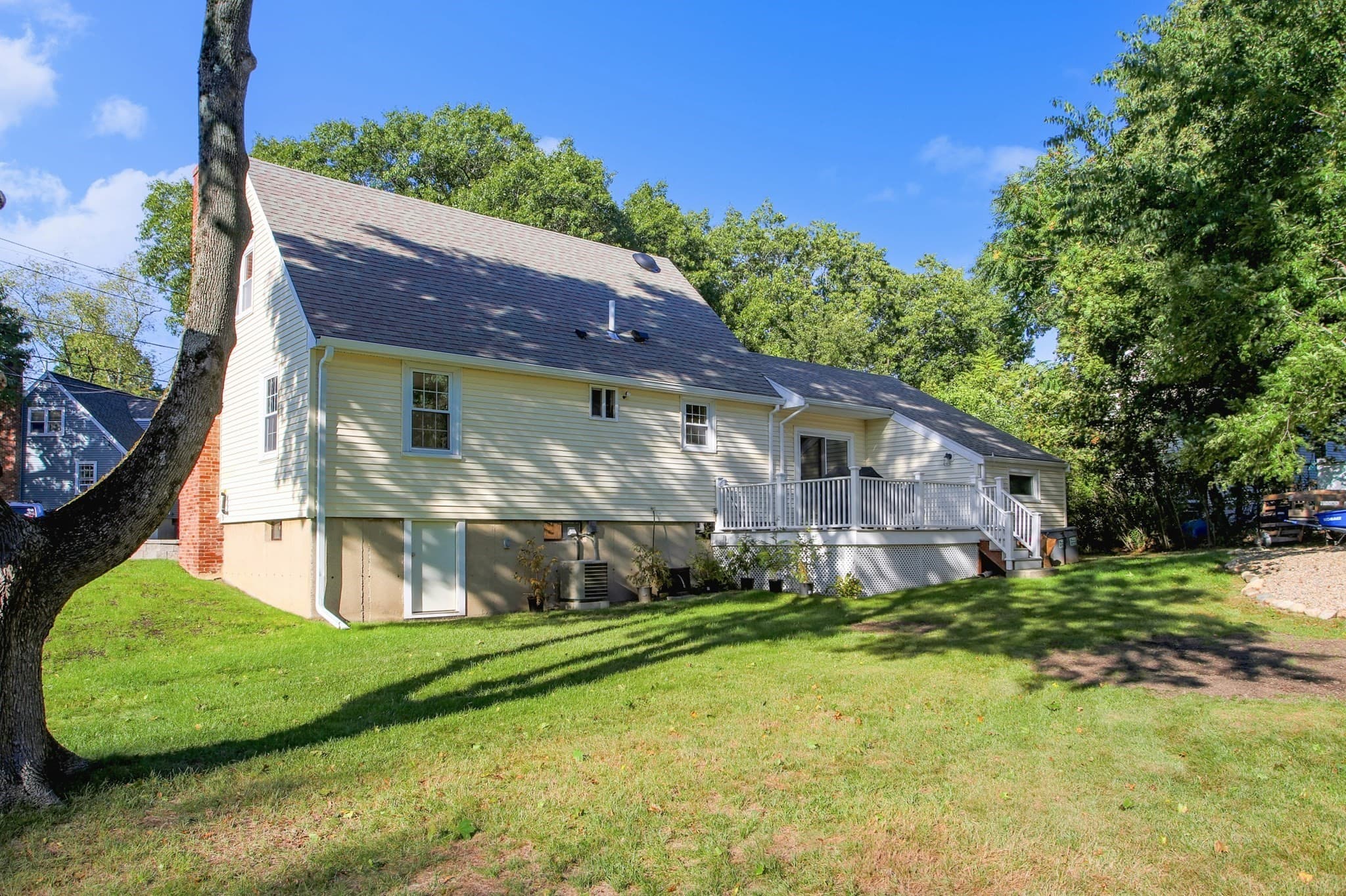 Single Family Residence at 9 Judith Rd, Weymouth MA 02191, Weymouth, photo 4 of 22
