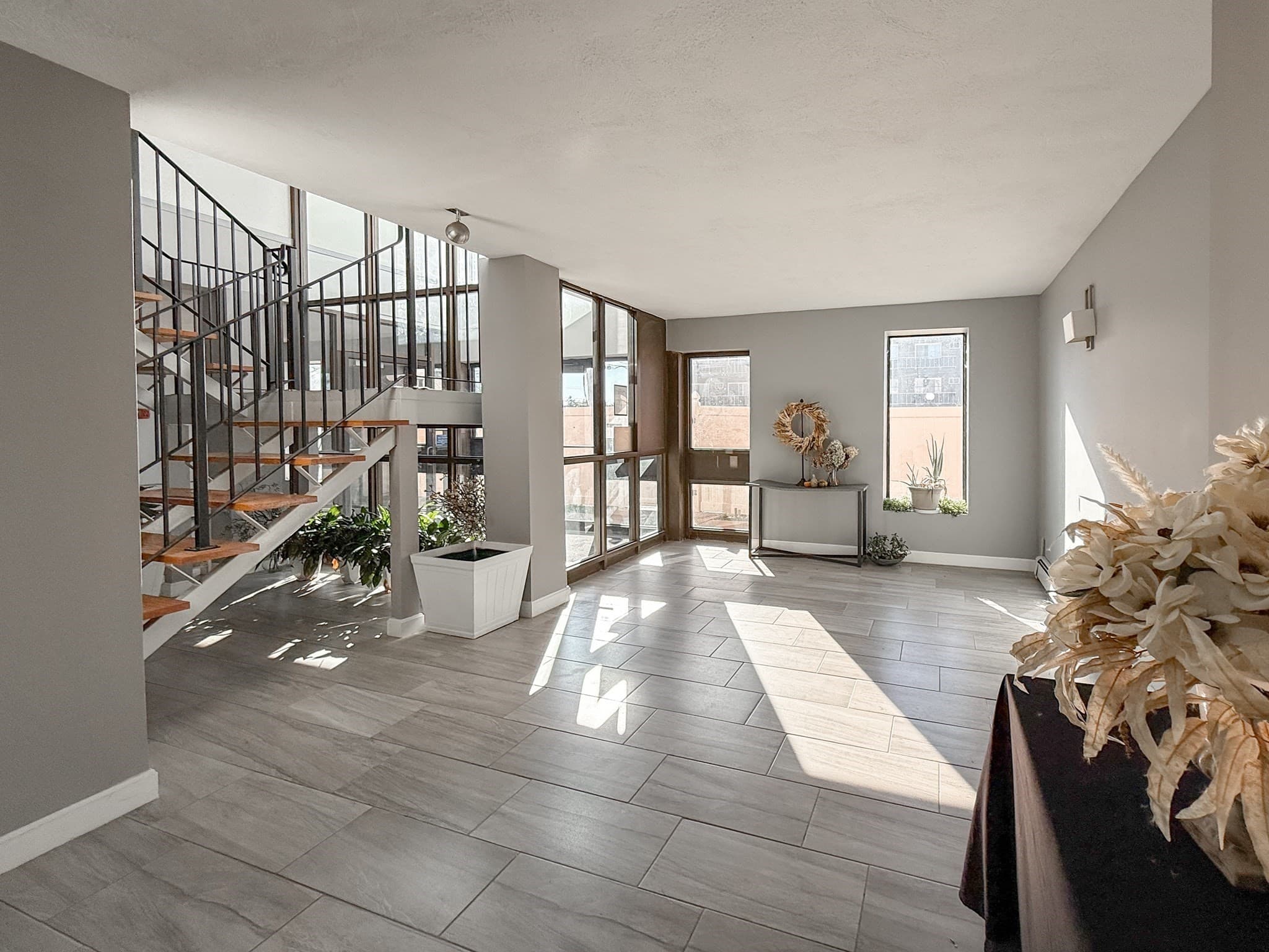 Condominium at 175 Ward St # 46, Revere MA 02151, Revere, photo 6 of 41
