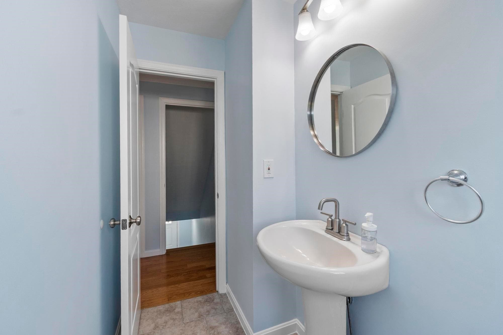 Condominium at 15 Bandon Circle # 15, Westford MA 01886, Westford, photo 12 of 33