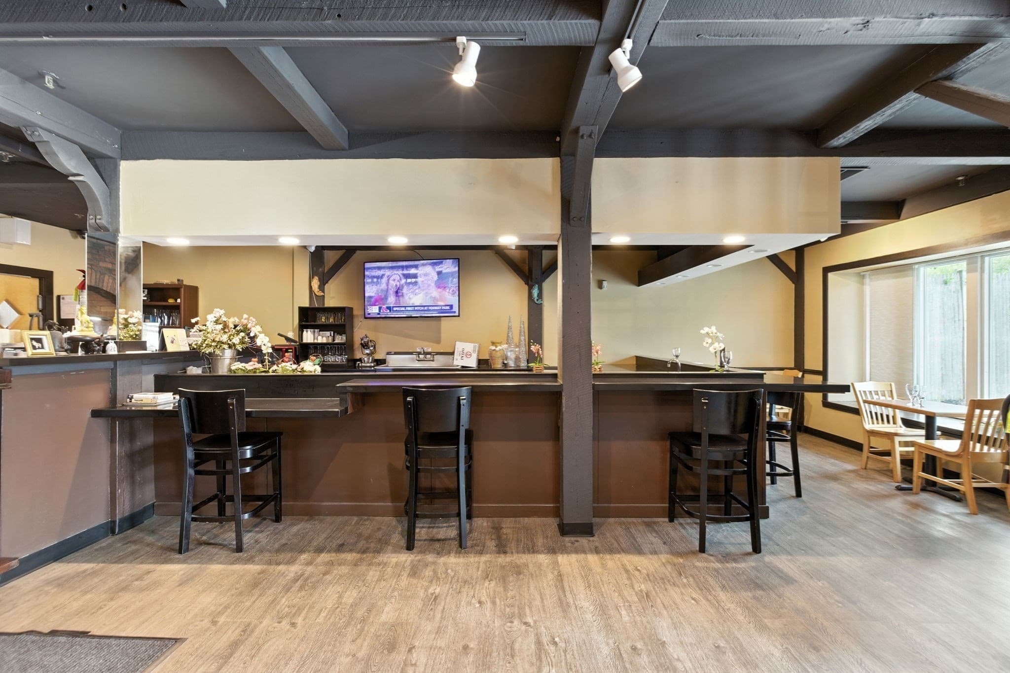 Commercial Sale at 211 Middlesex Turnpike, Burlington MA 01803, Burlington, photo 5 of 35