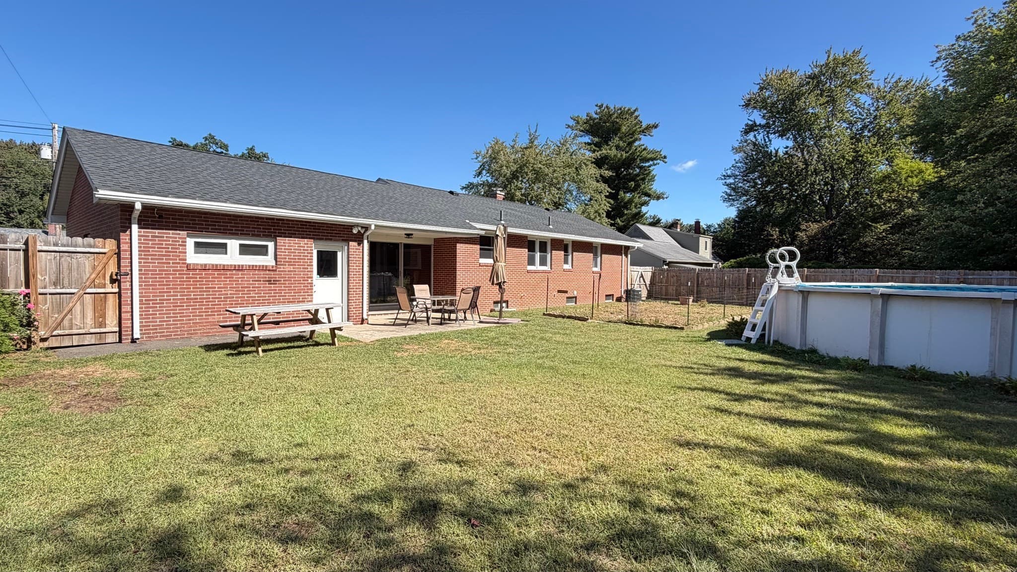 Single Family Residence at 229 Mccarthy Ave, Chicopee MA 01020, Chicopee, photo 34 of 42