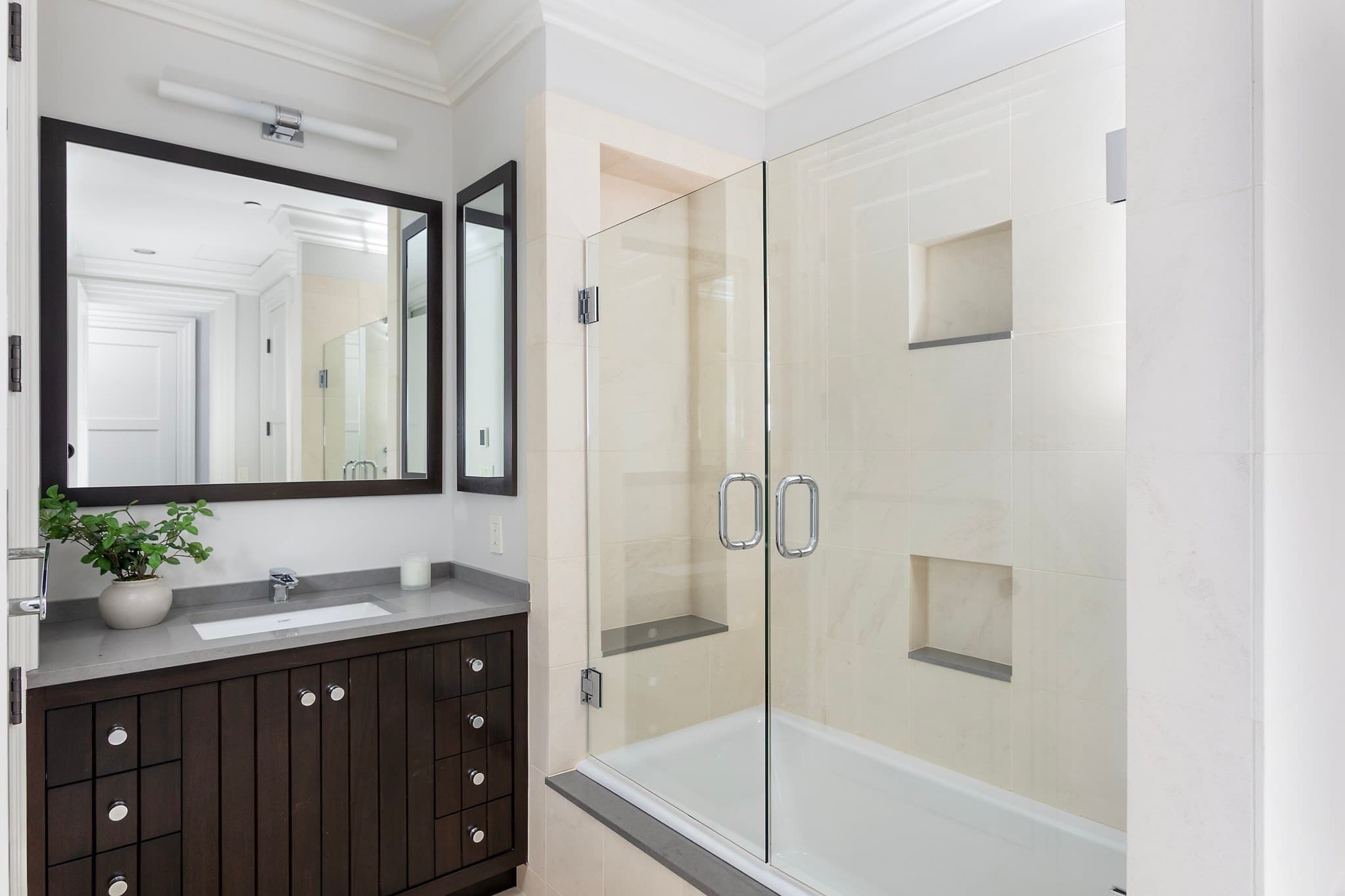 Condominium at 17 Commonwealth Ave PH, Boston MA 02116, Boston, photo 18 of 22