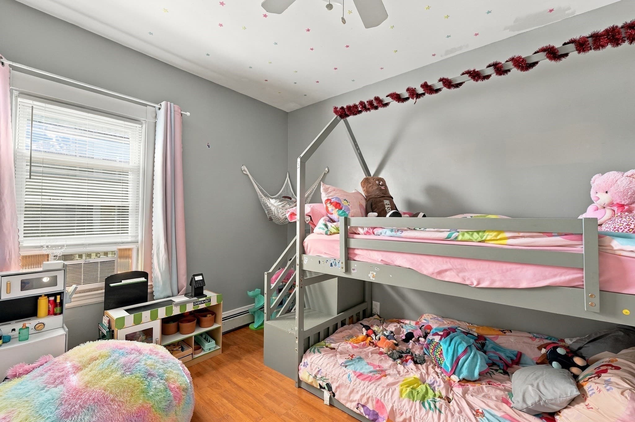 Multi Family at 125 Reynolds St, New Bedford MA 02746, New Bedford, photo 15 of 41