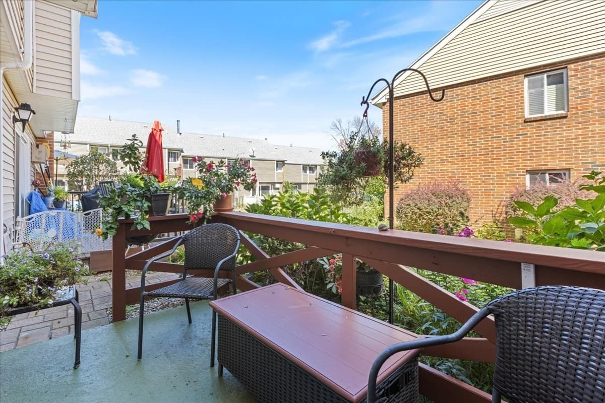 Condominium at 34 Glen Devin St # 34, Amesbury MA 01913, Amesbury, photo 27 of 41