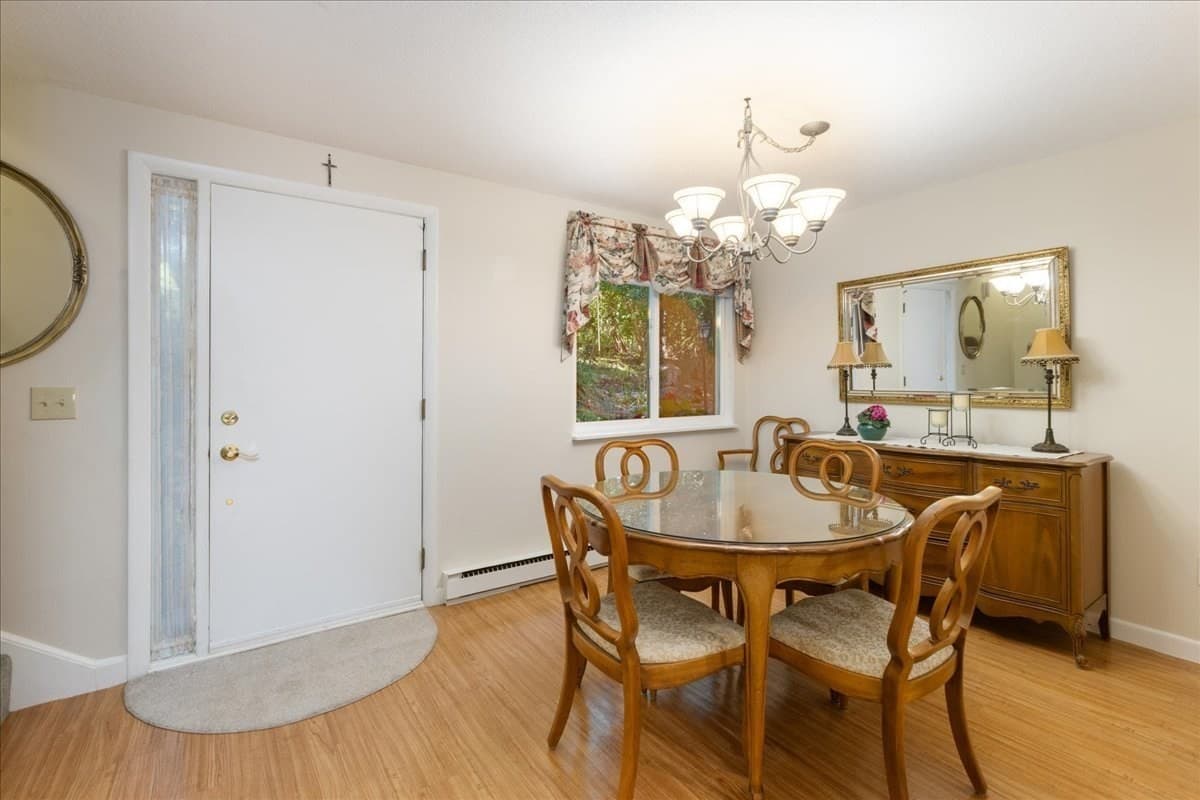 Condominium at 34 Glen Devin St # 34, Amesbury MA 01913, Amesbury, photo 9 of 41