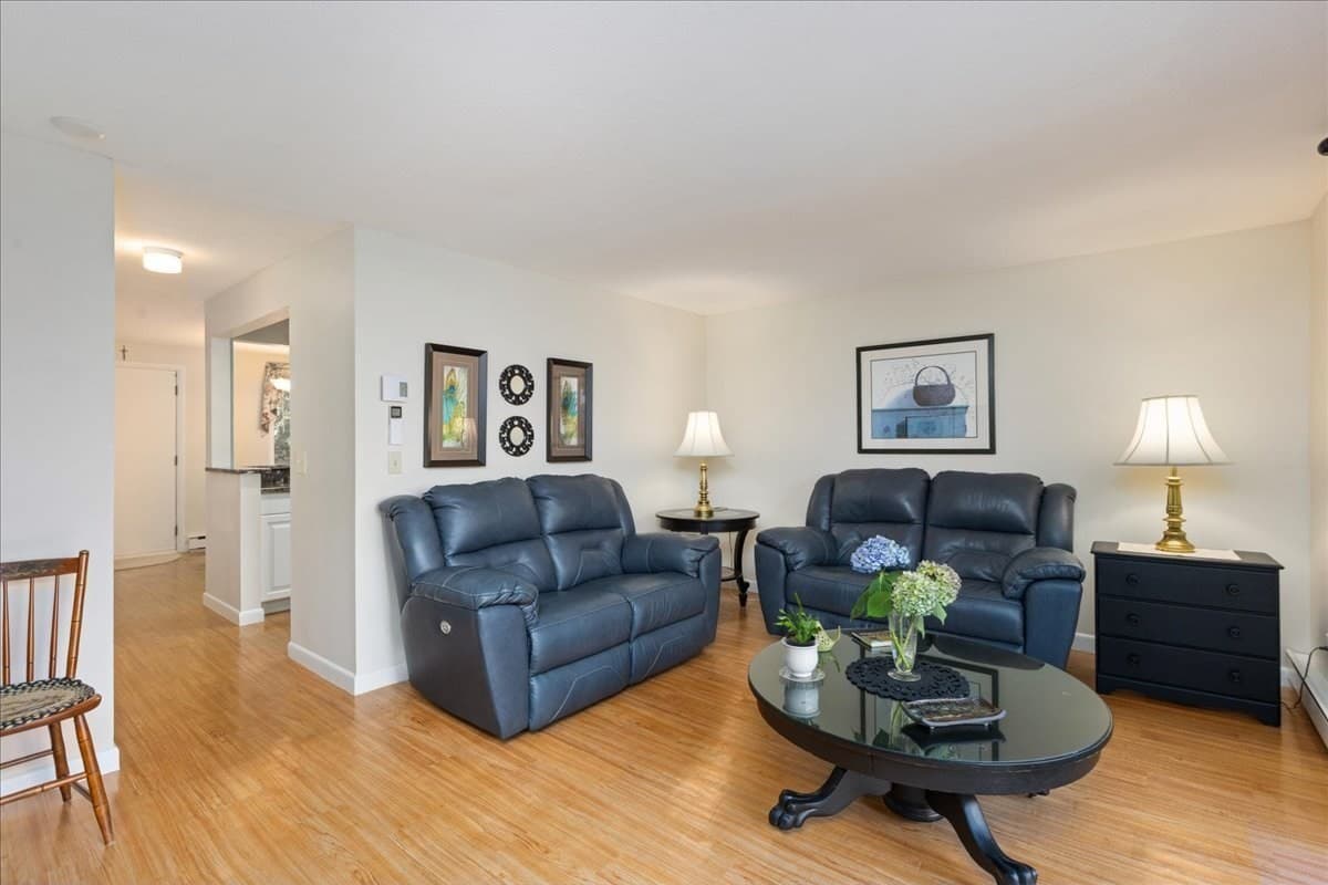 Condominium at 34 Glen Devin St # 34, Amesbury MA 01913, Amesbury, photo 15 of 41