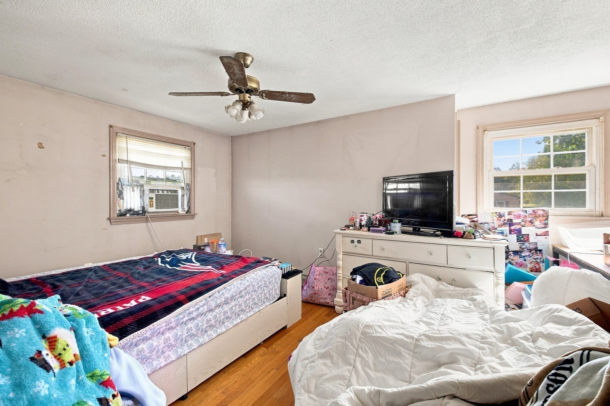 Single Family Residence at 25 Bixby Rd, Spencer MA 01562, Spencer, photo 27 of 37