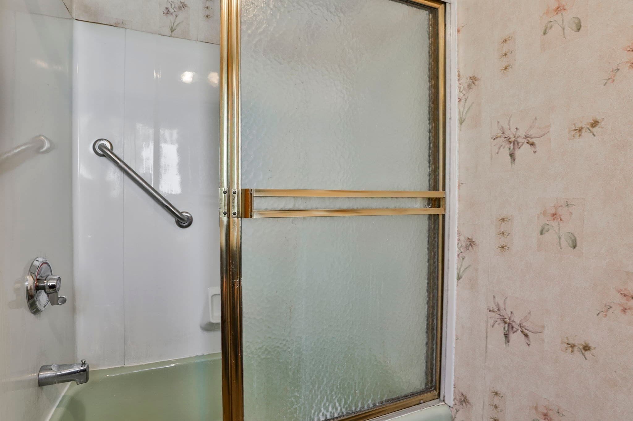Single Family Residence at 102 Kirtland St, Lynn MA 01905, Lynn, photo 22 of 38