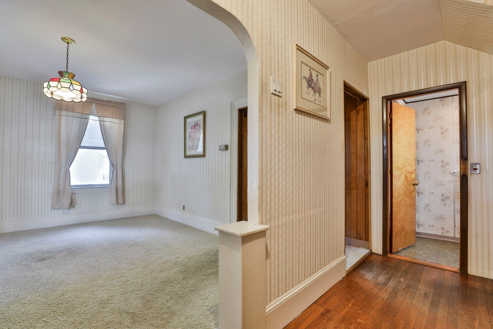 Single Family Residence at 102 Kirtland St, Lynn MA 01905, Lynn, photo 3 of 38