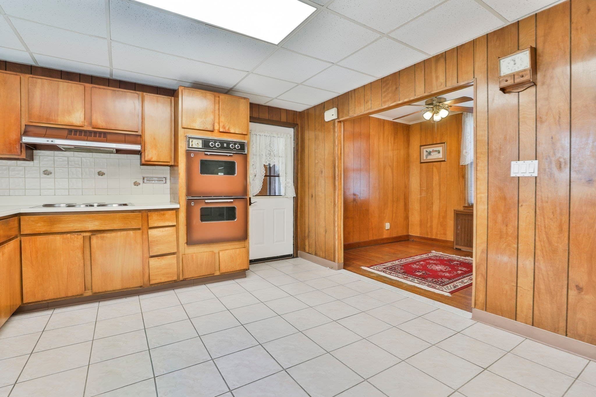 Single Family Residence at 102 Kirtland St, Lynn MA 01905, Lynn, photo 10 of 38