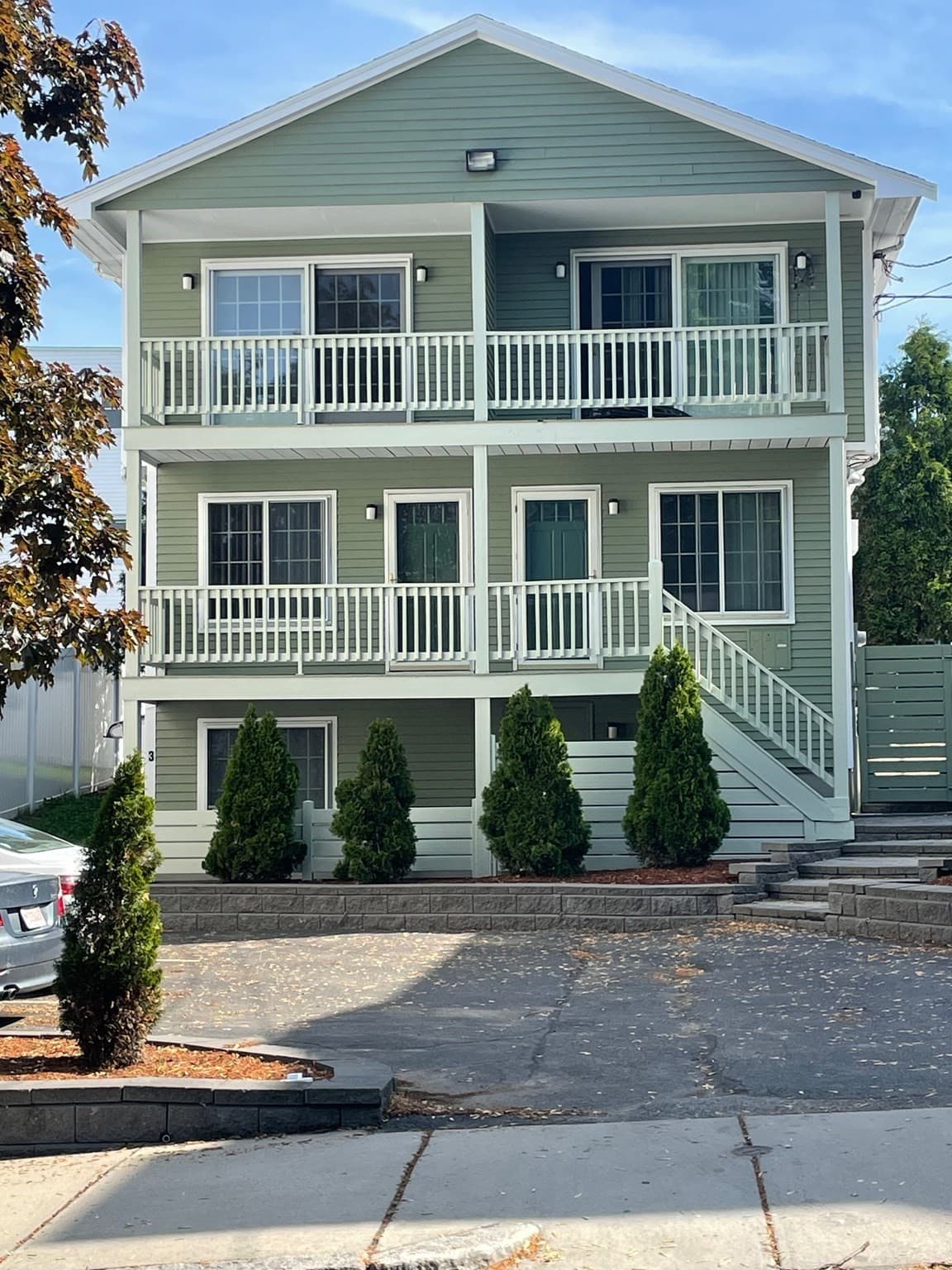 18 Suffolk St, Chelsea MA 02150
